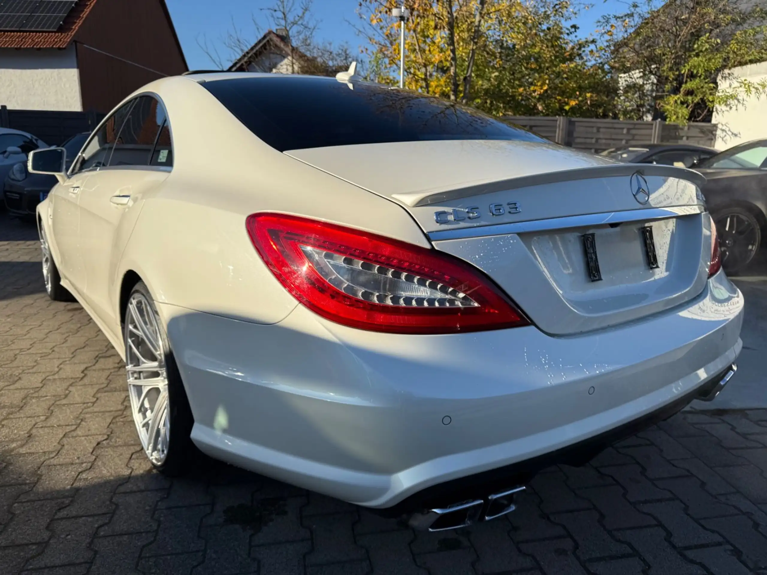 Mercedes-Benz - CLS 63 AMG