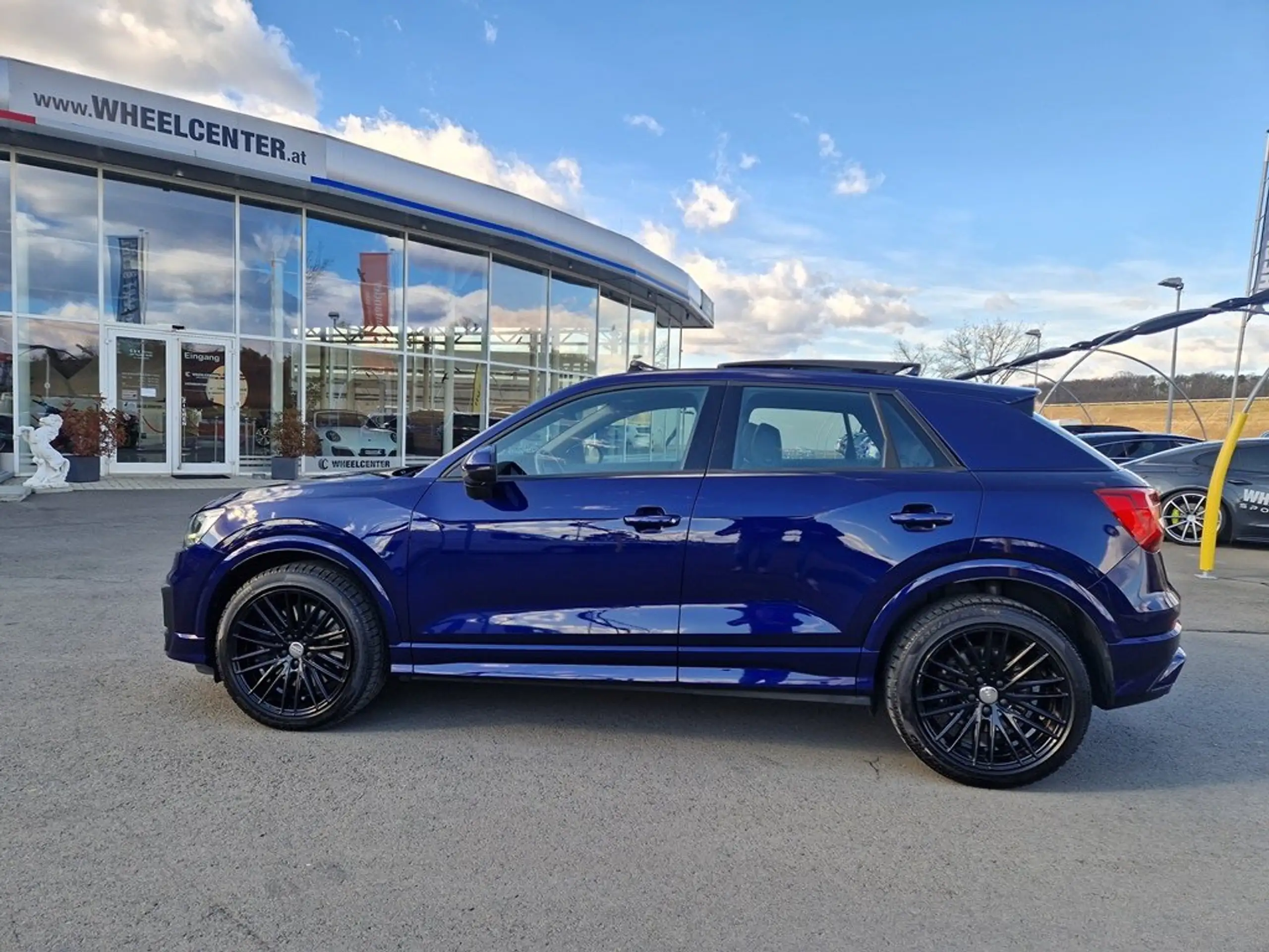 Audi - SQ2