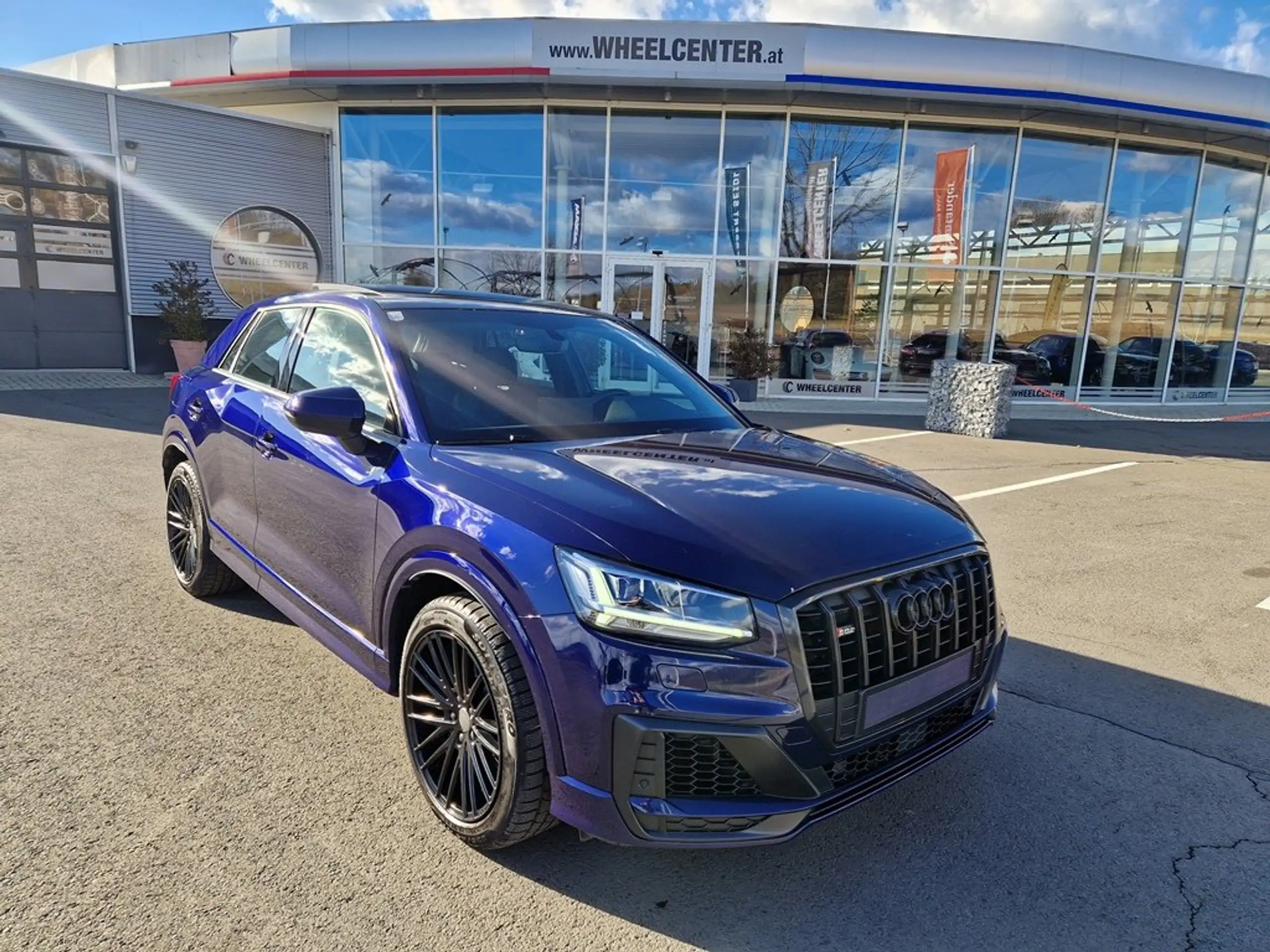 Audi - SQ2