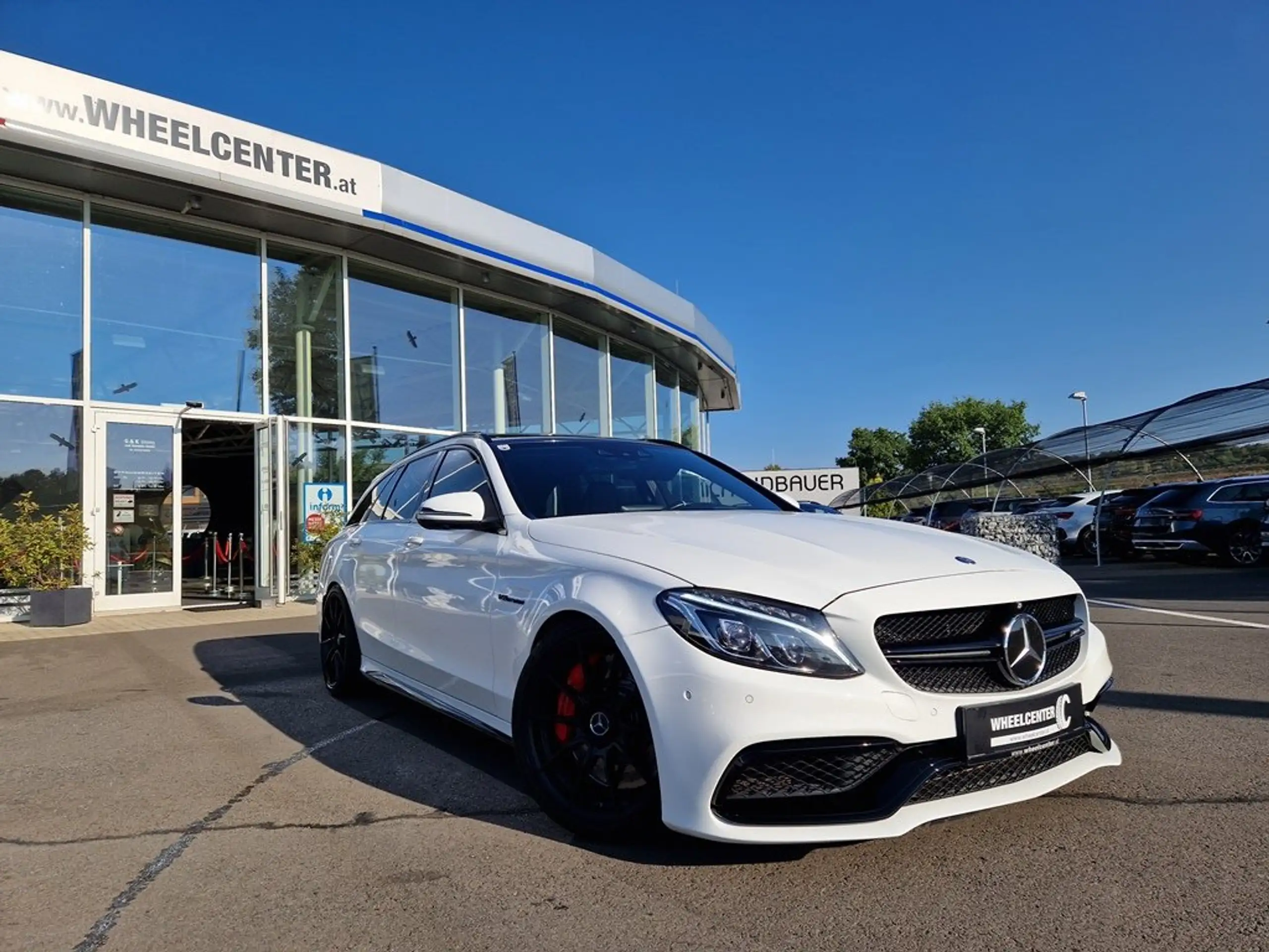 Mercedes-Benz - C 63 AMG