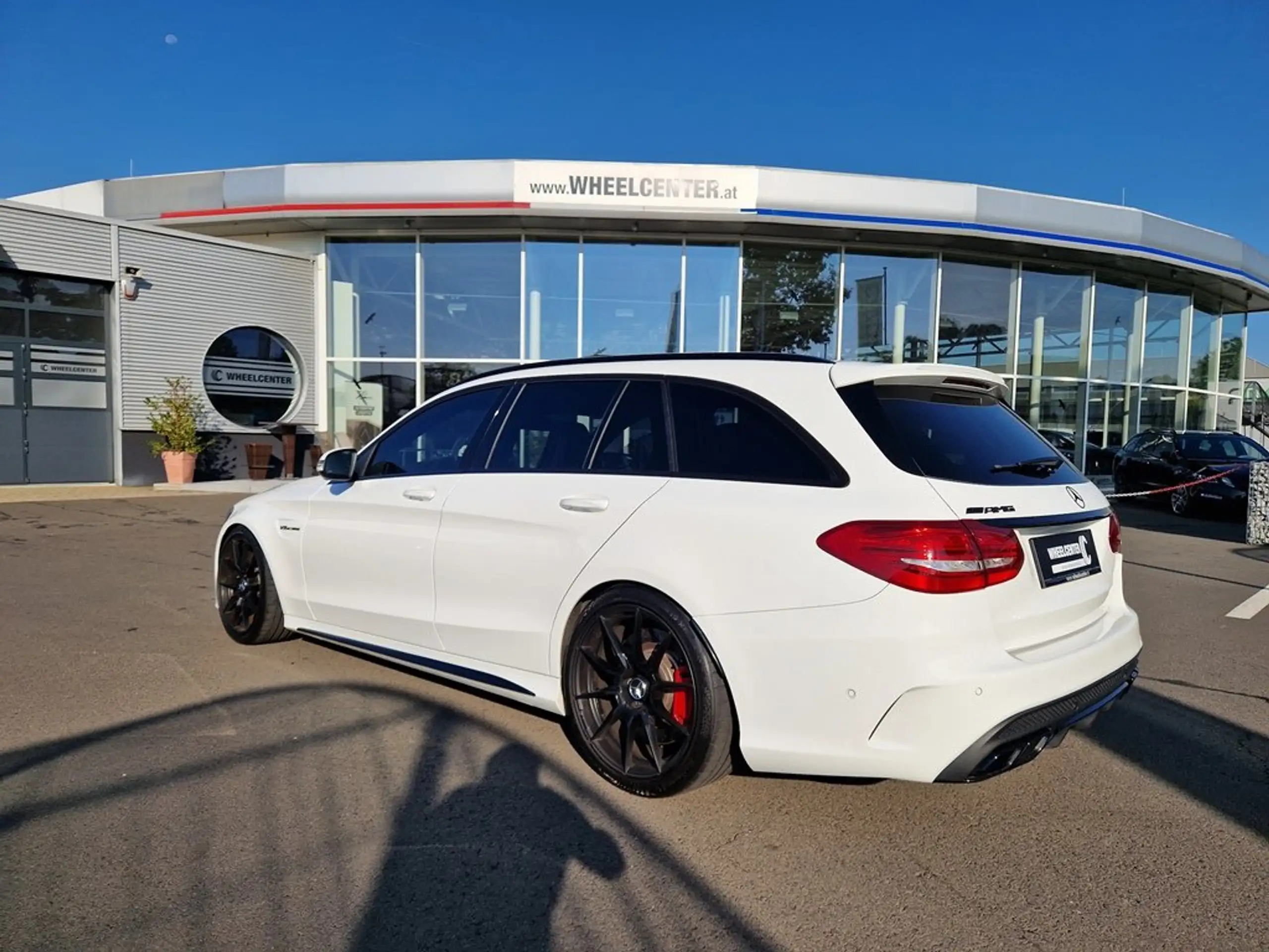 Mercedes-Benz - C 63 AMG