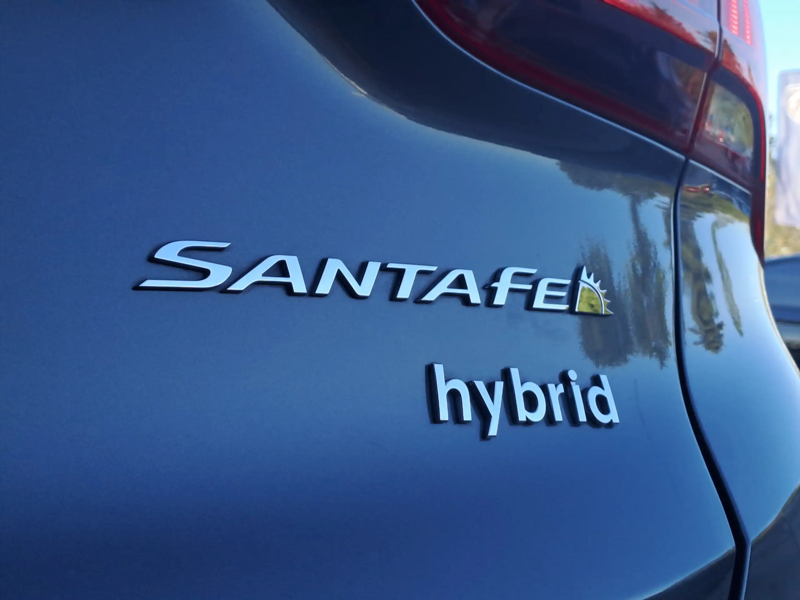 Hyundai - SANTA FE