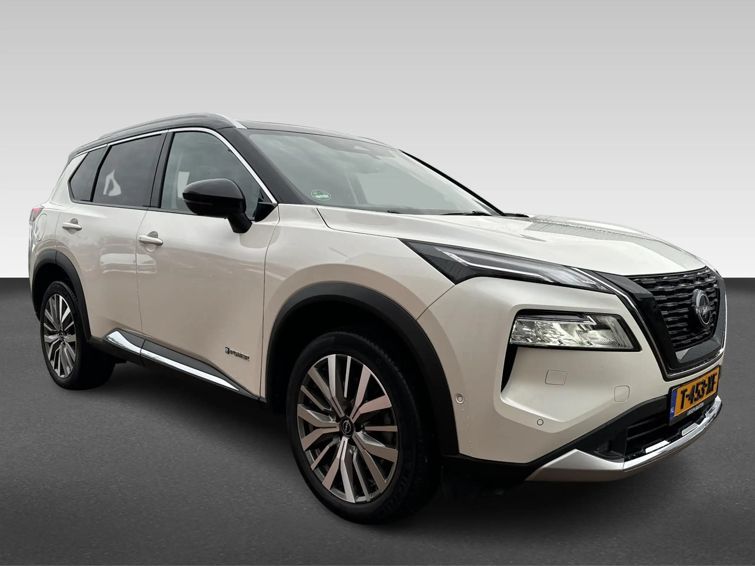 Nissan - X-Trail