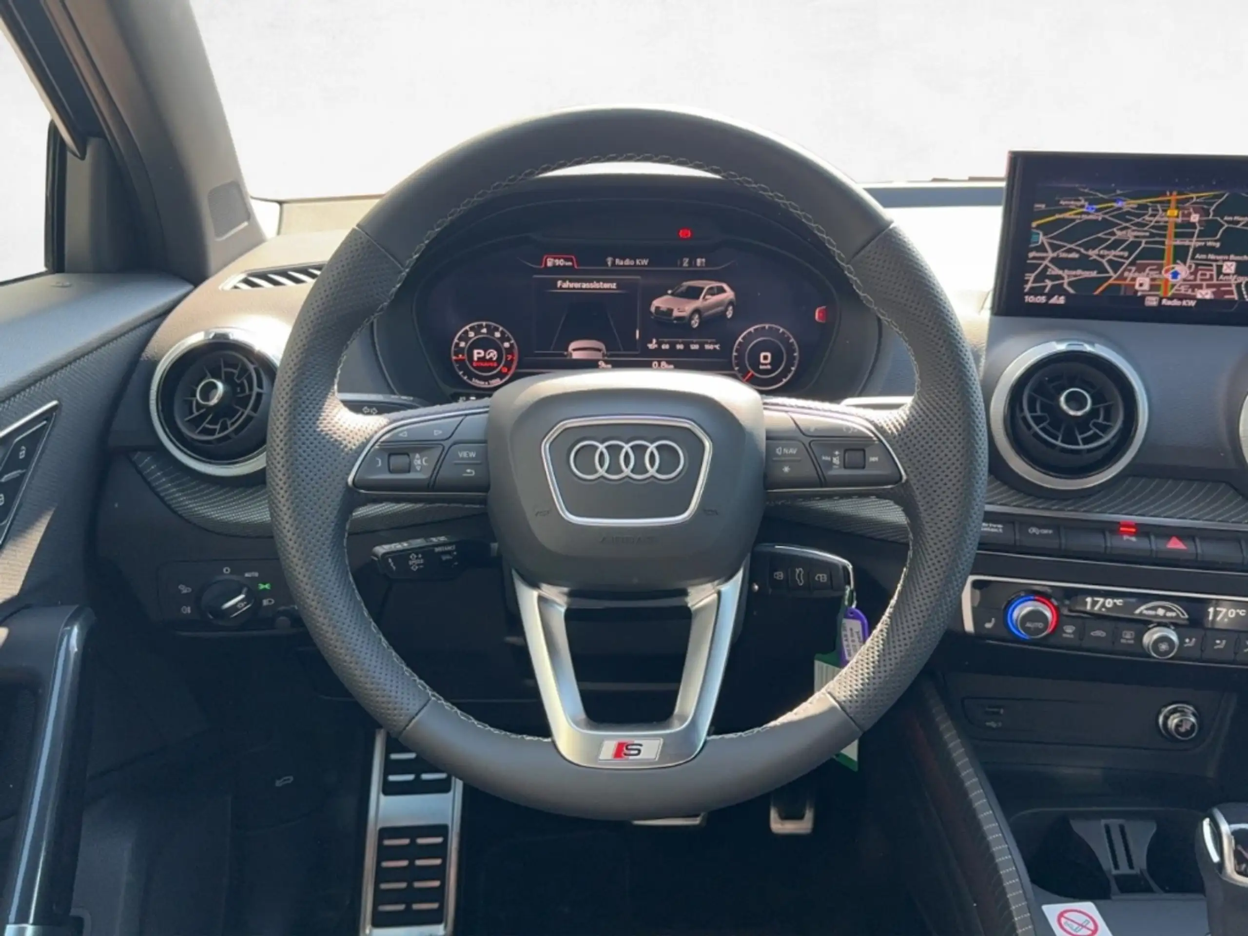 Audi - Q2