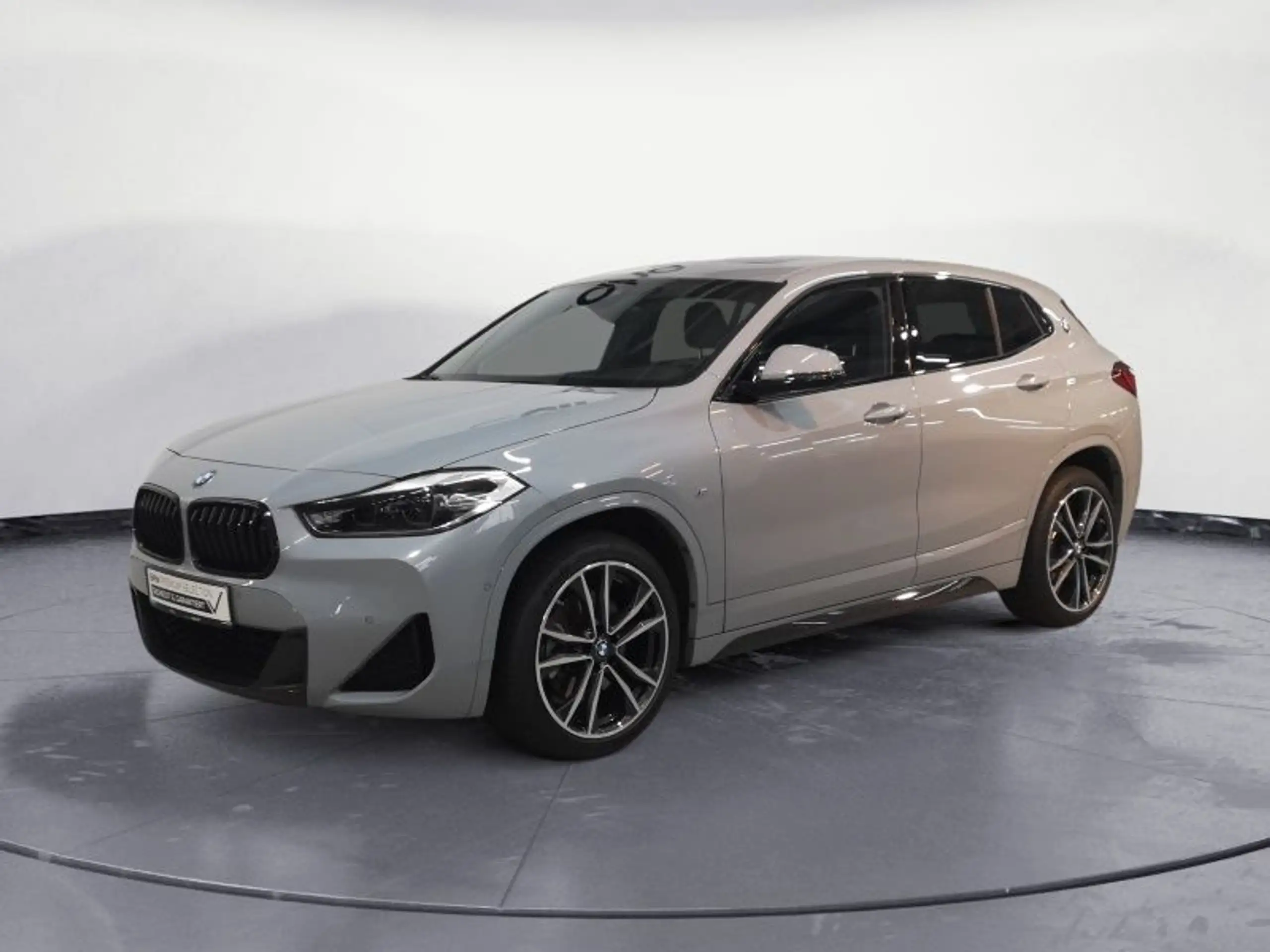 BMW - X2