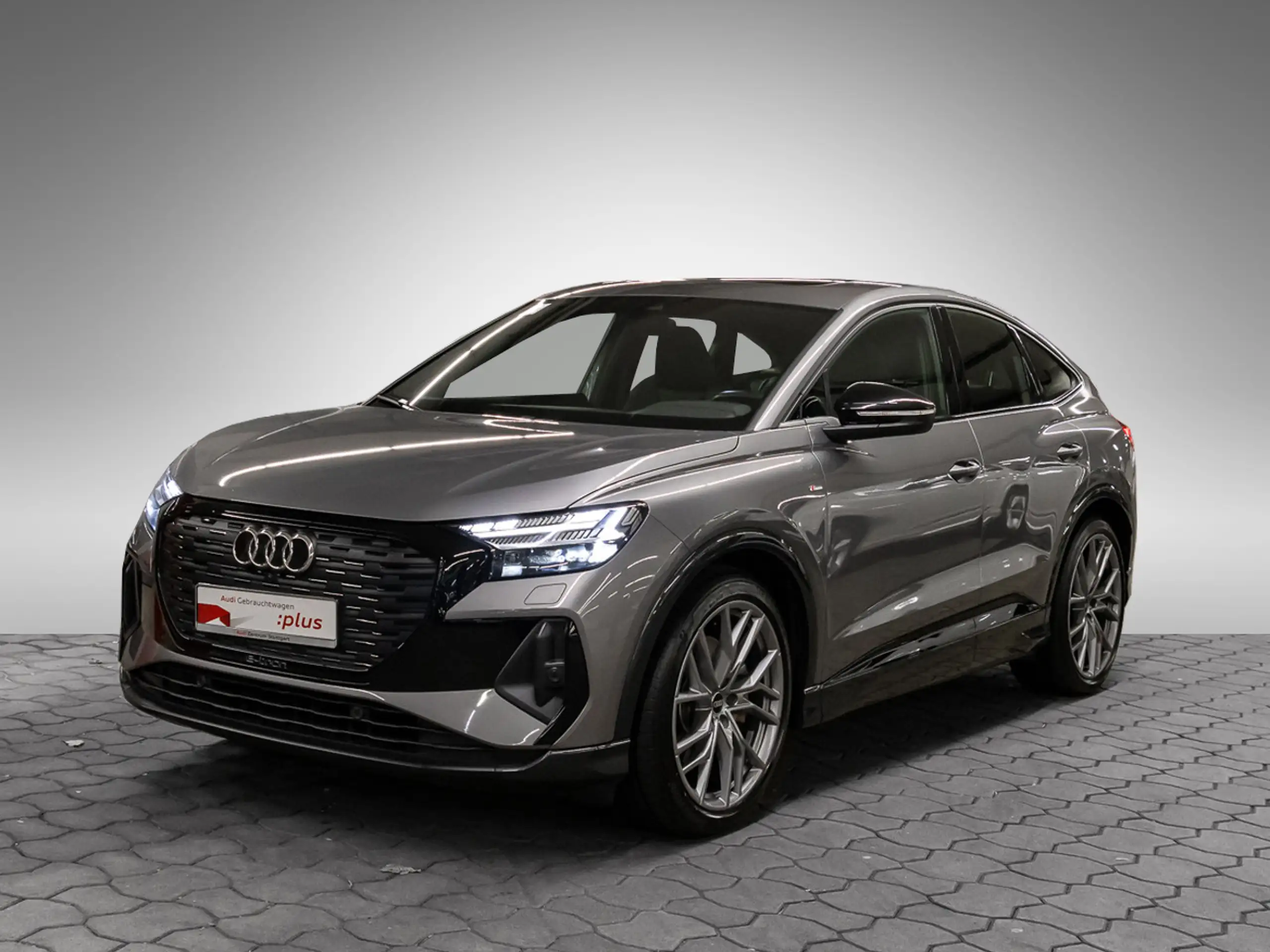 Audi - Q4 e-tron