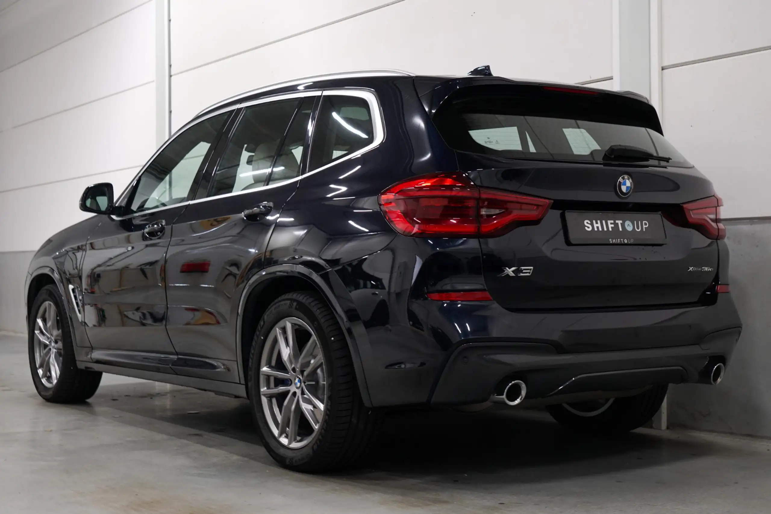 BMW - X3