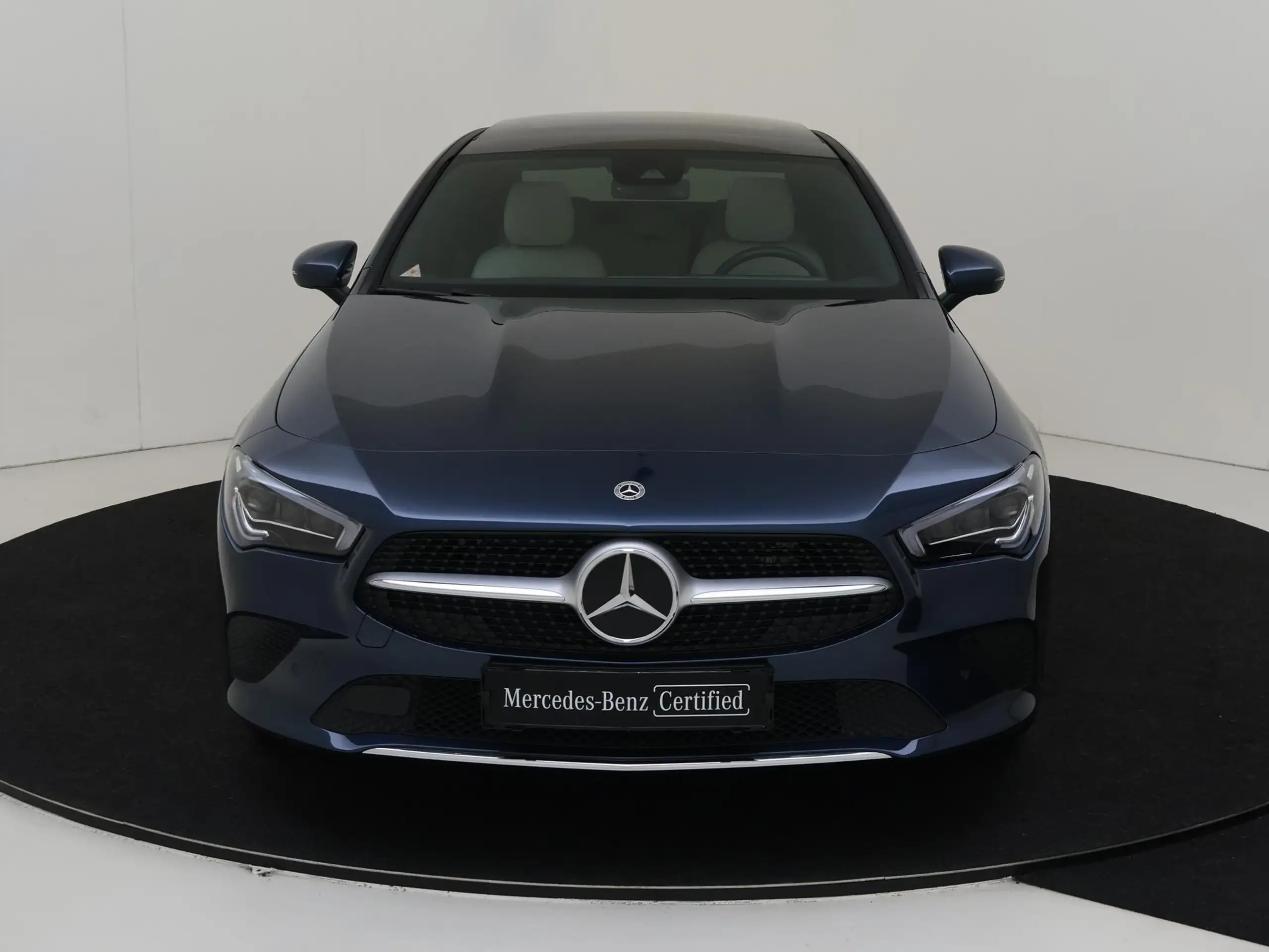 Mercedes-Benz - CLA 250