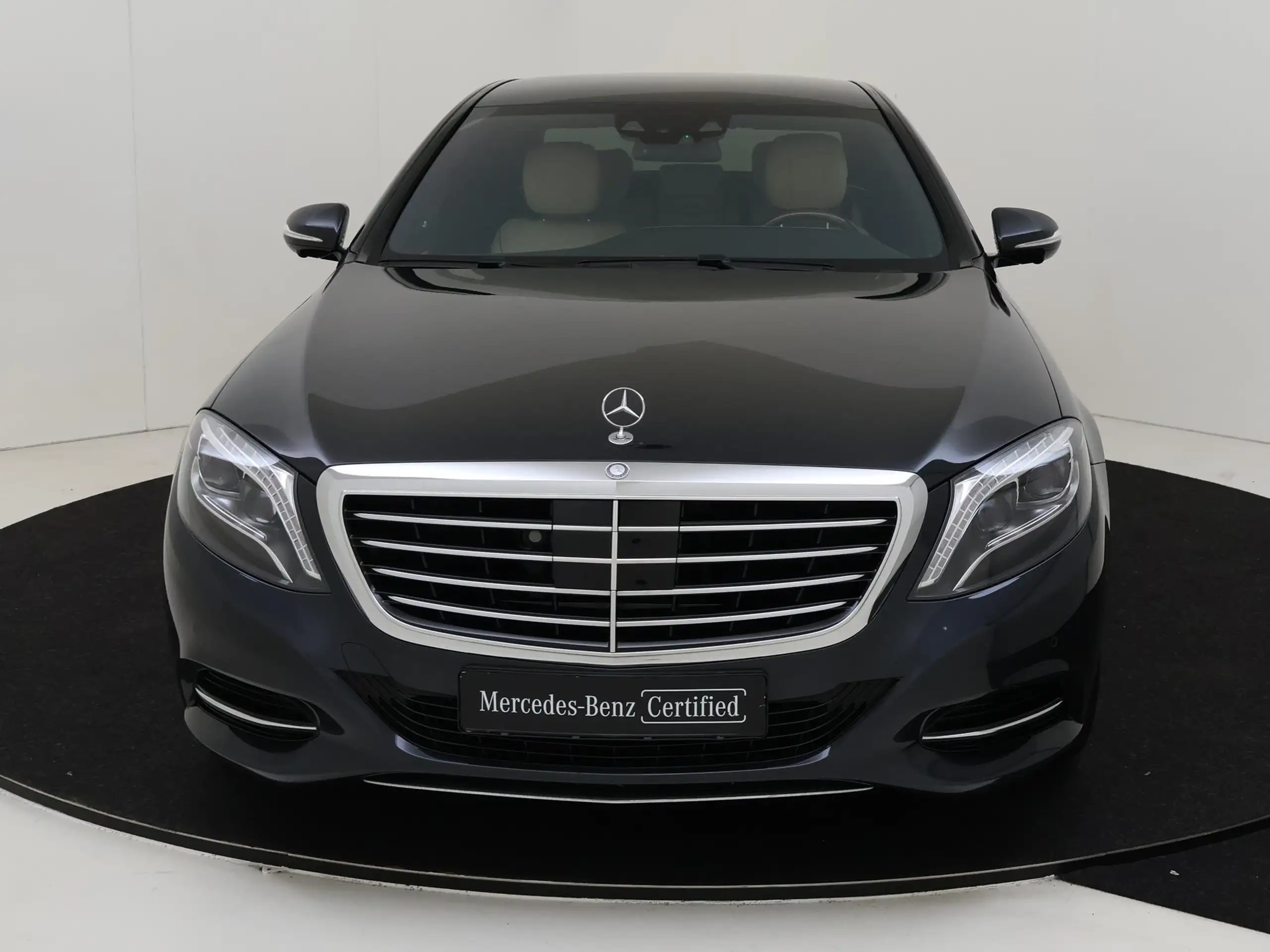 Mercedes-Benz - S 400