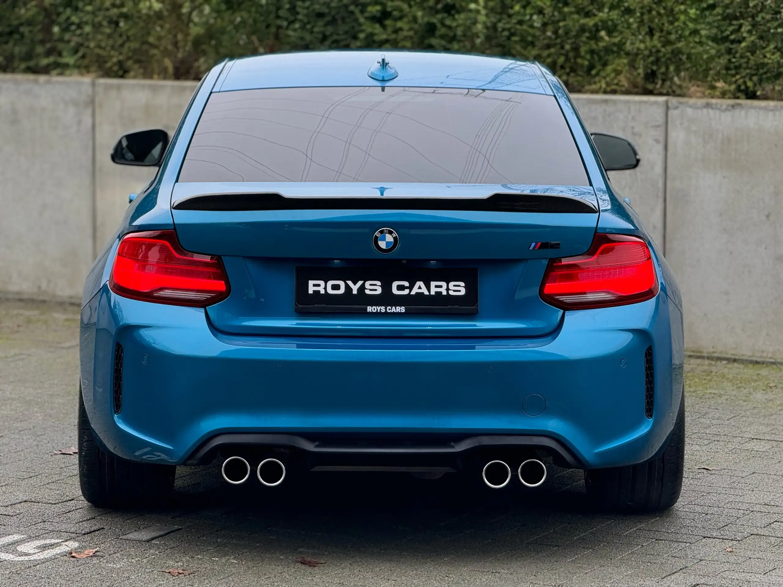 BMW - M2