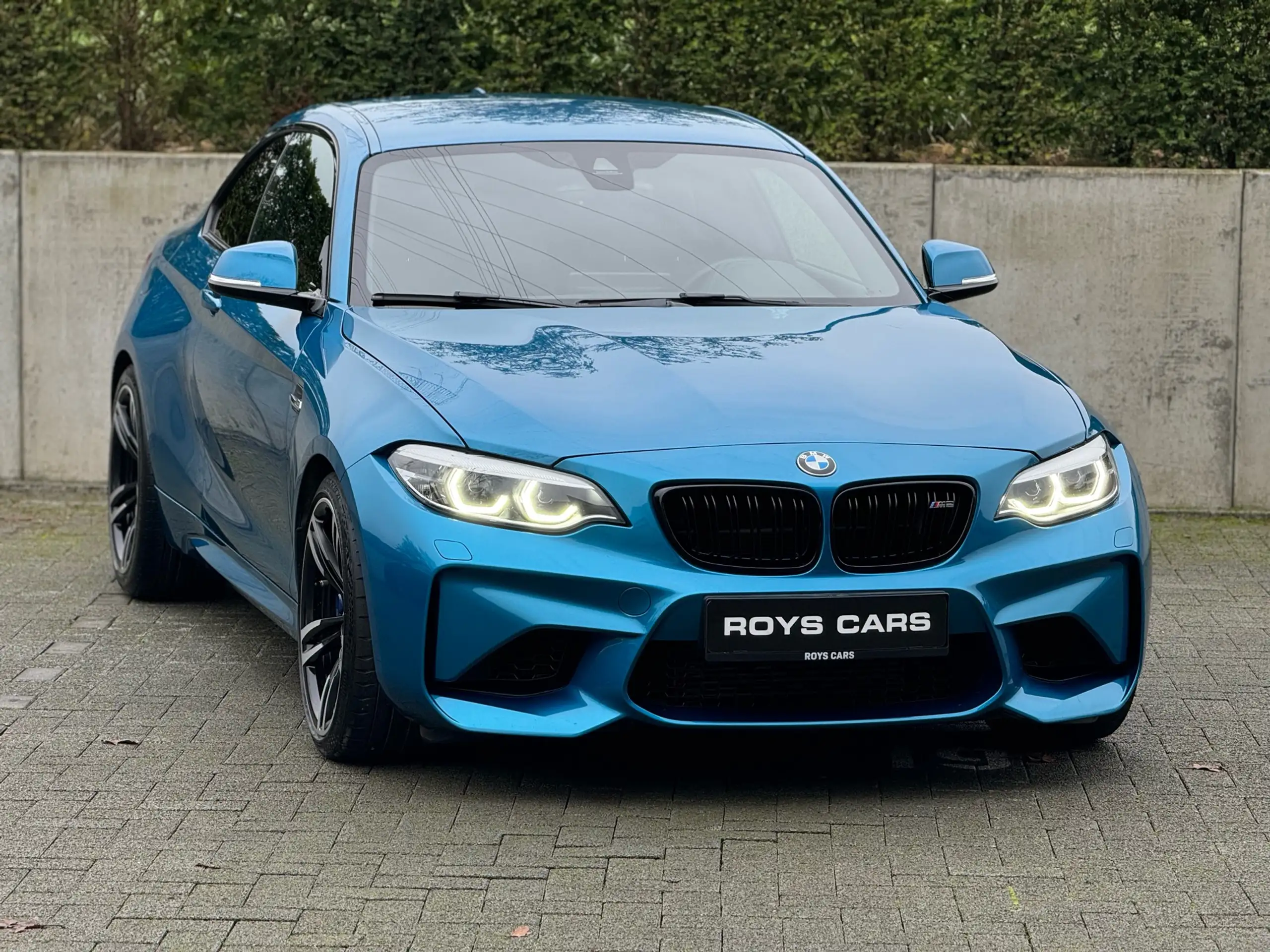 BMW - M2