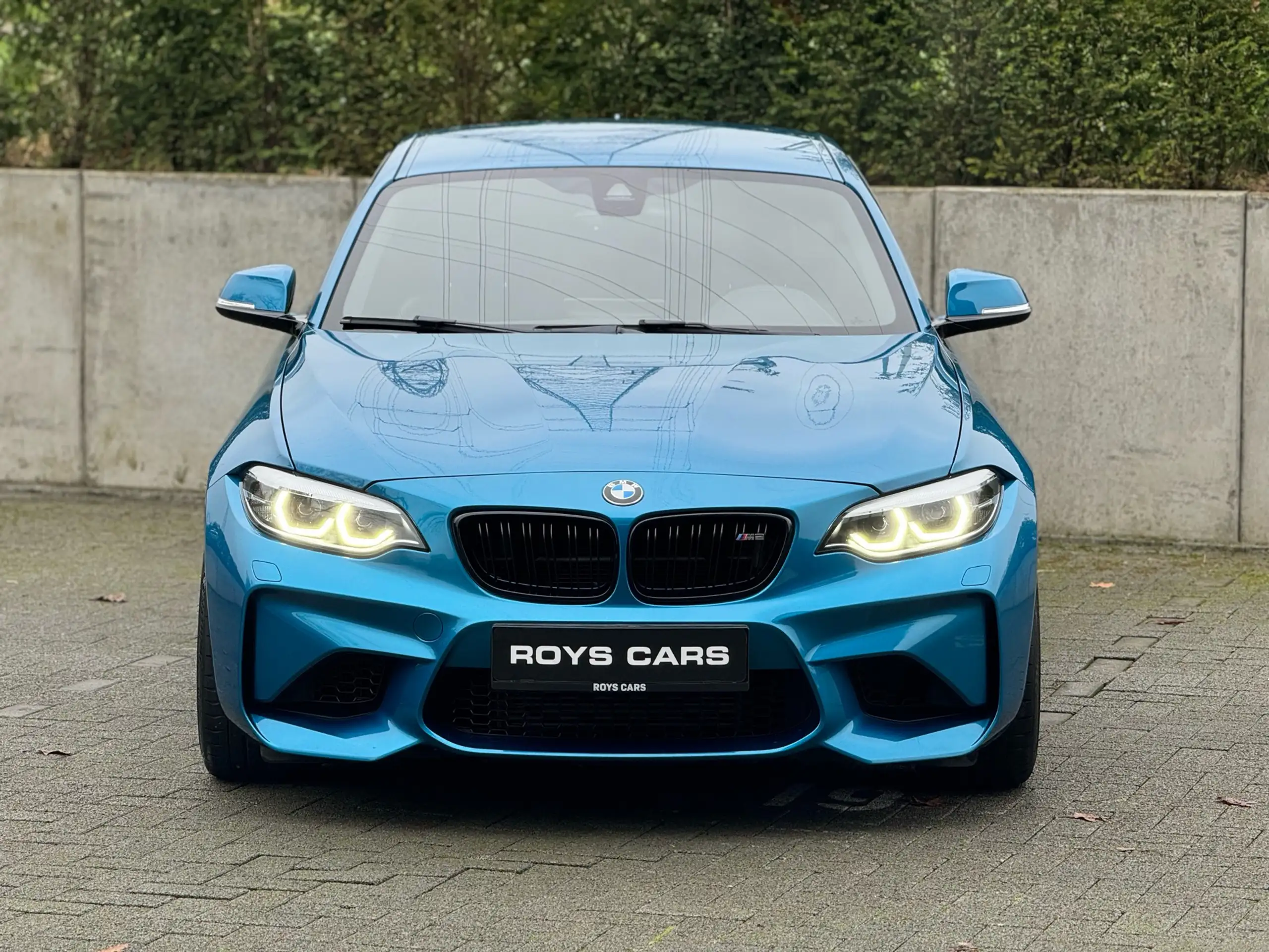 BMW - M2