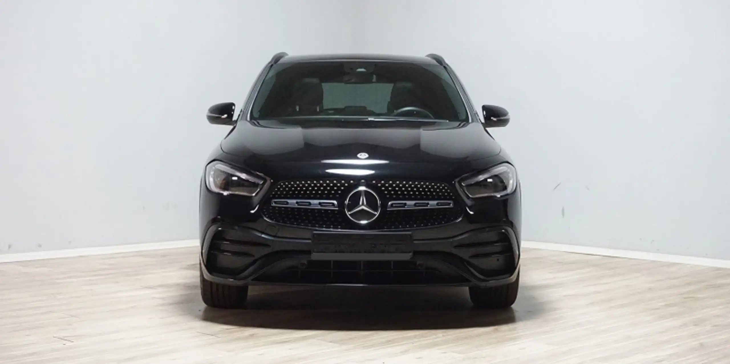 Mercedes-Benz - GLA 250