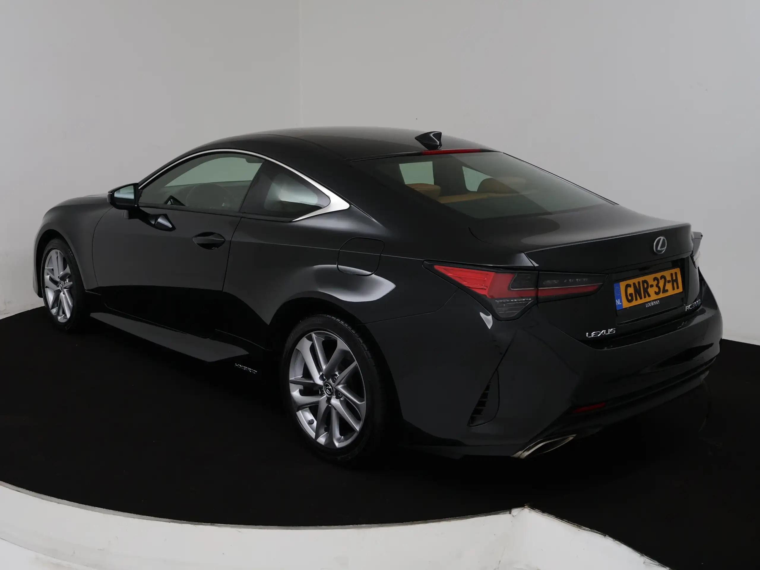 Lexus - RC 300h