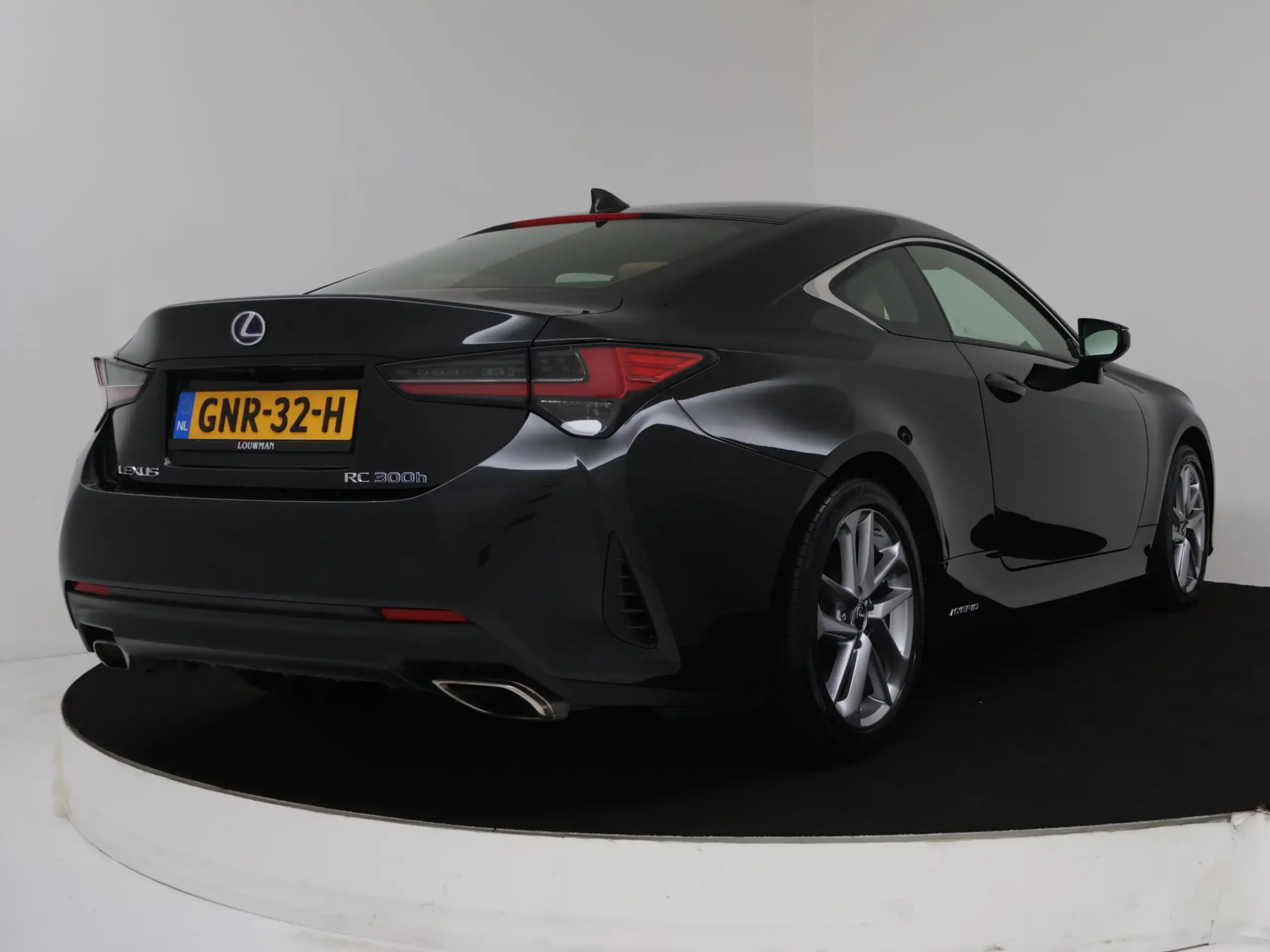 Lexus - RC 300h