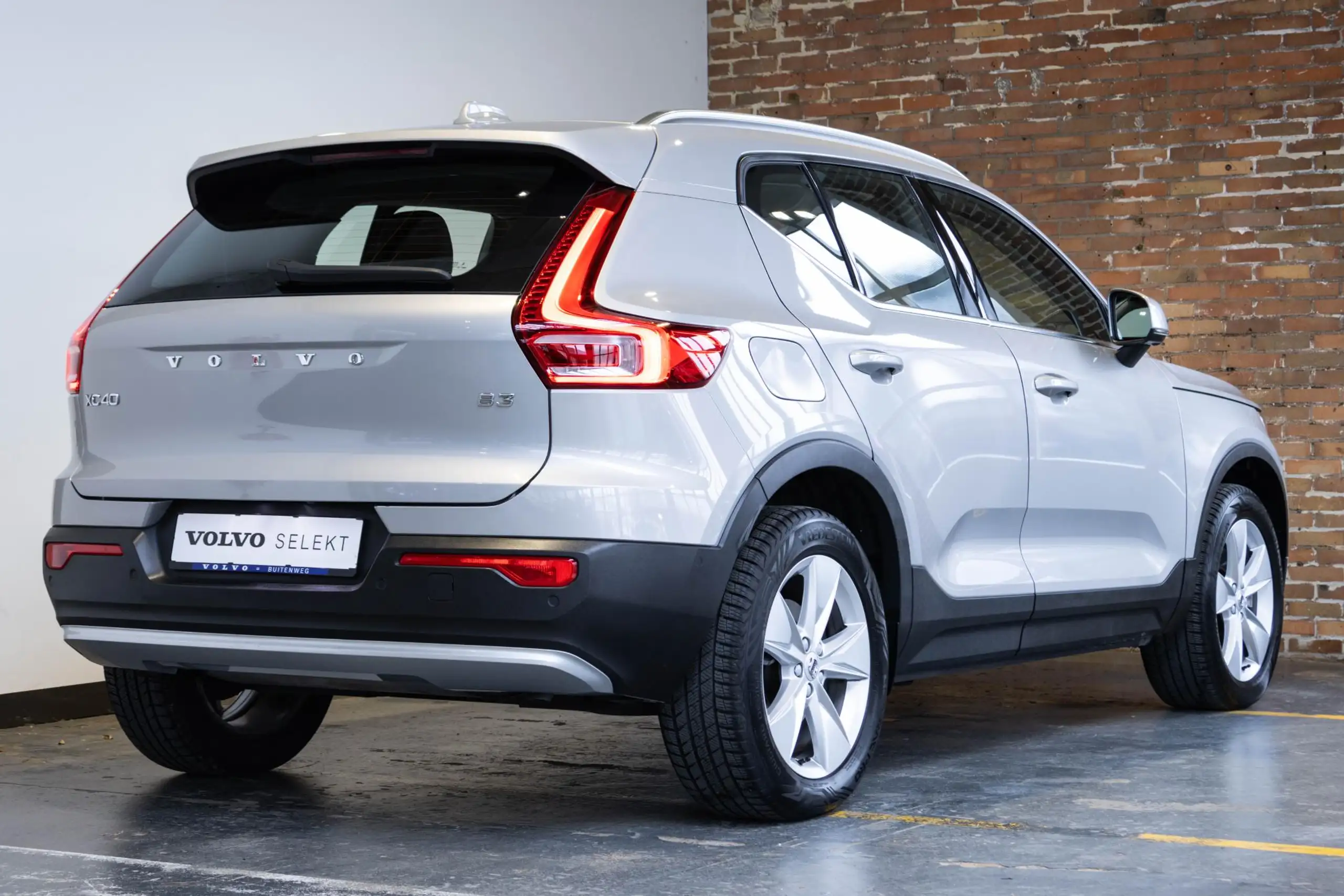 Volvo - XC40