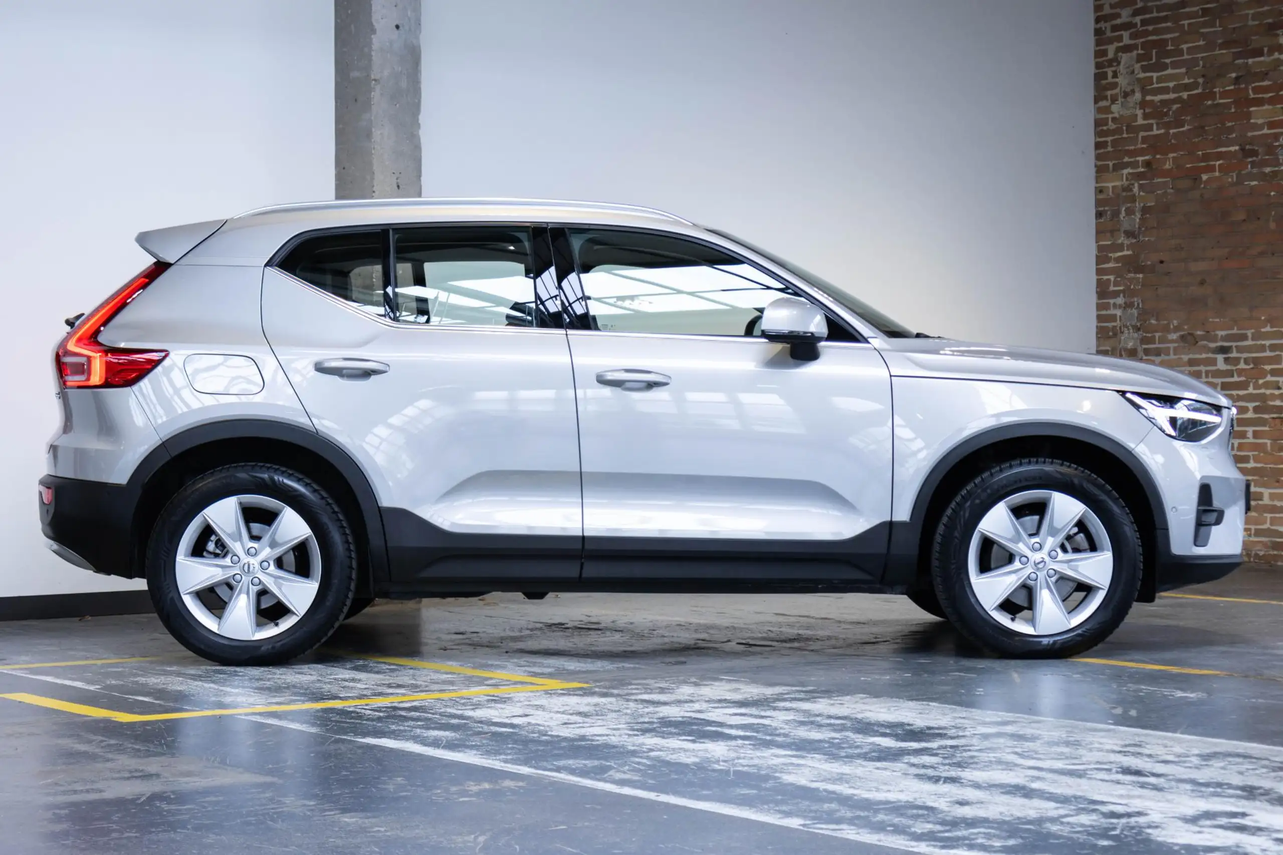 Volvo - XC40