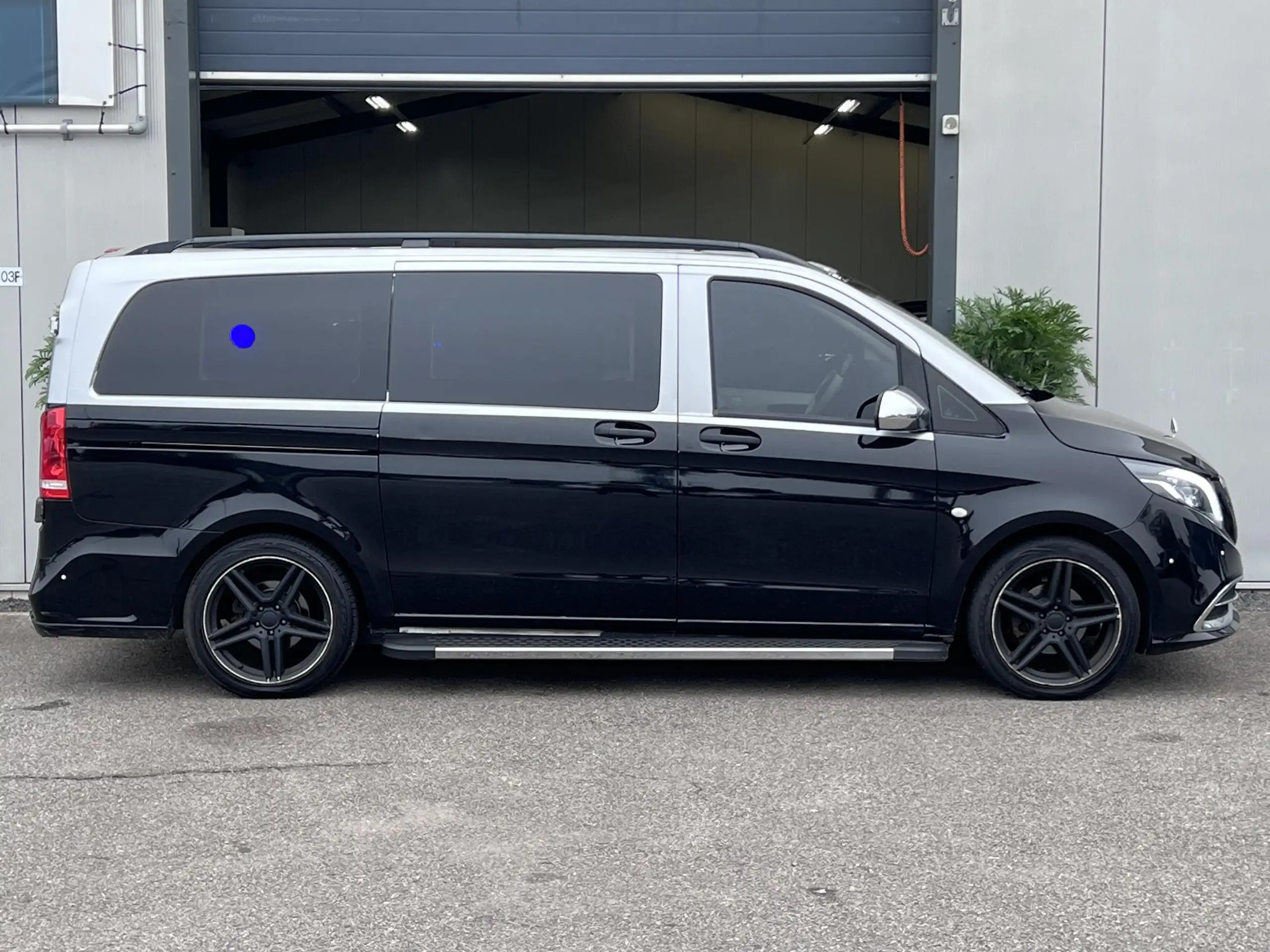 Mercedes-Benz - Vito