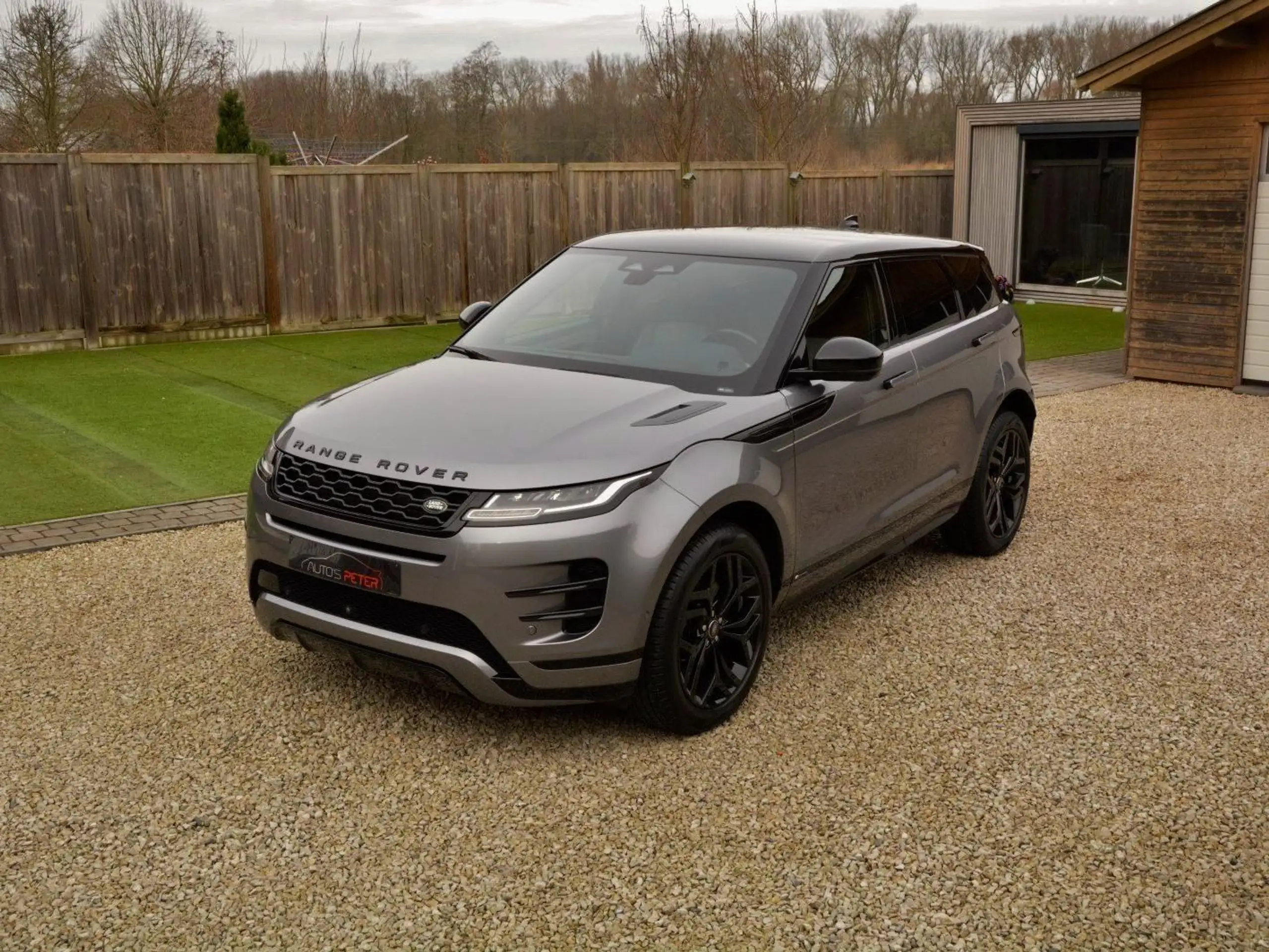 Land Rover - Range Rover Evoque