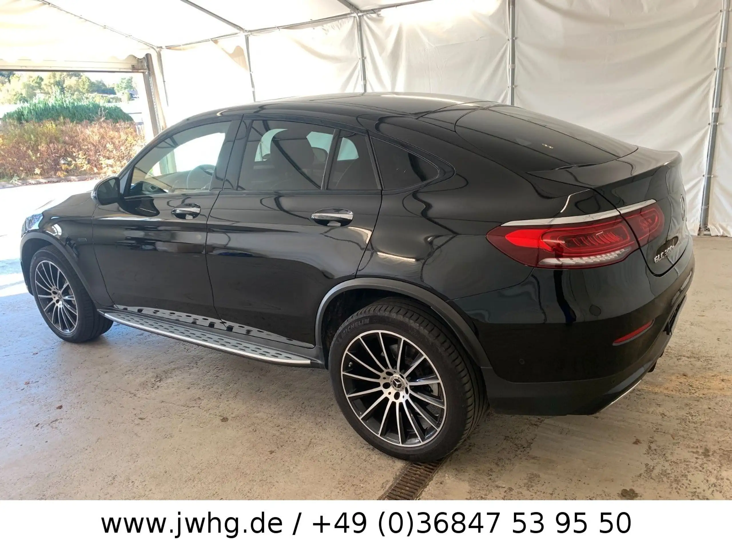 Mercedes-Benz - GLC 300