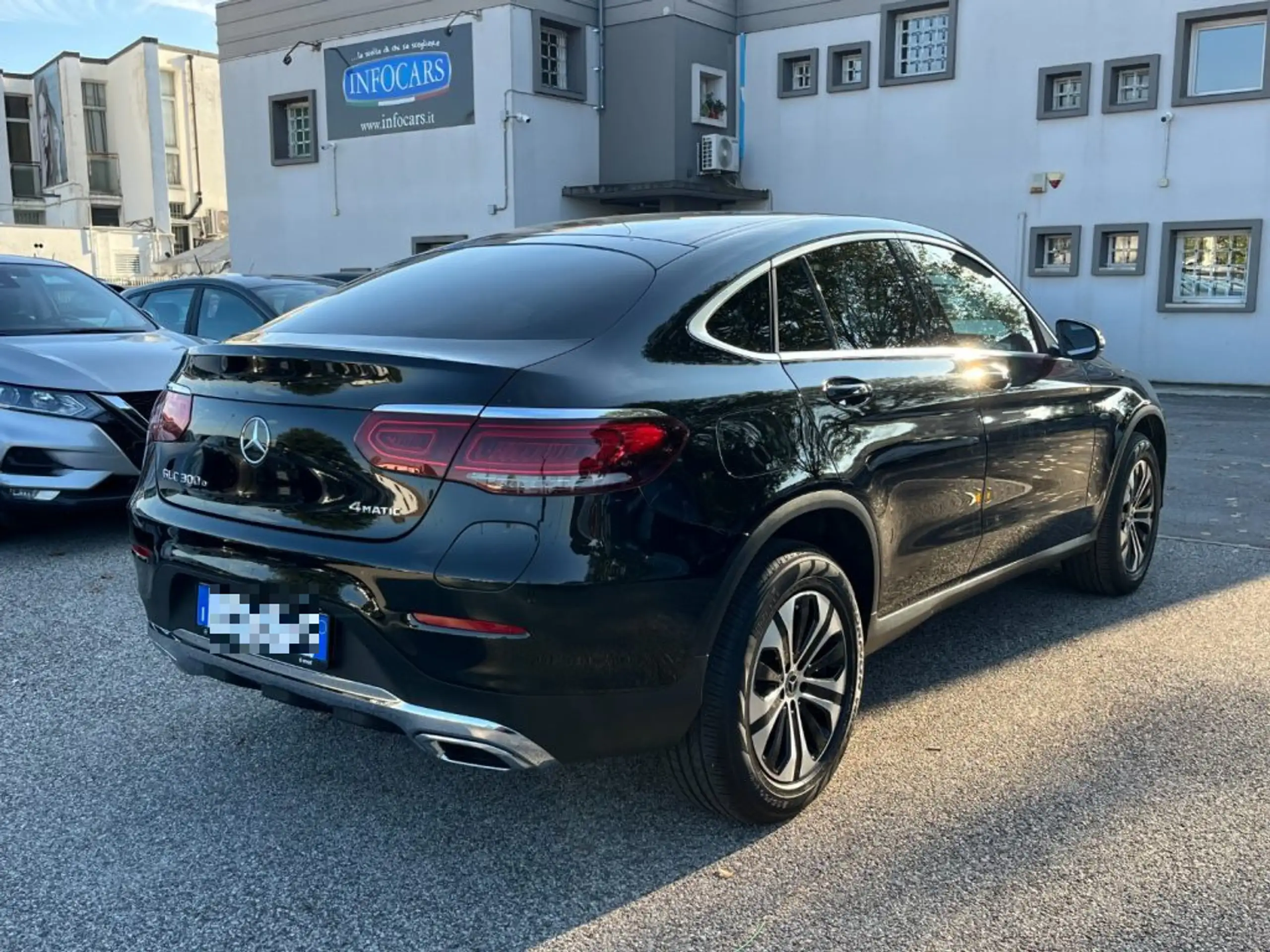 Mercedes-Benz - GLC 300