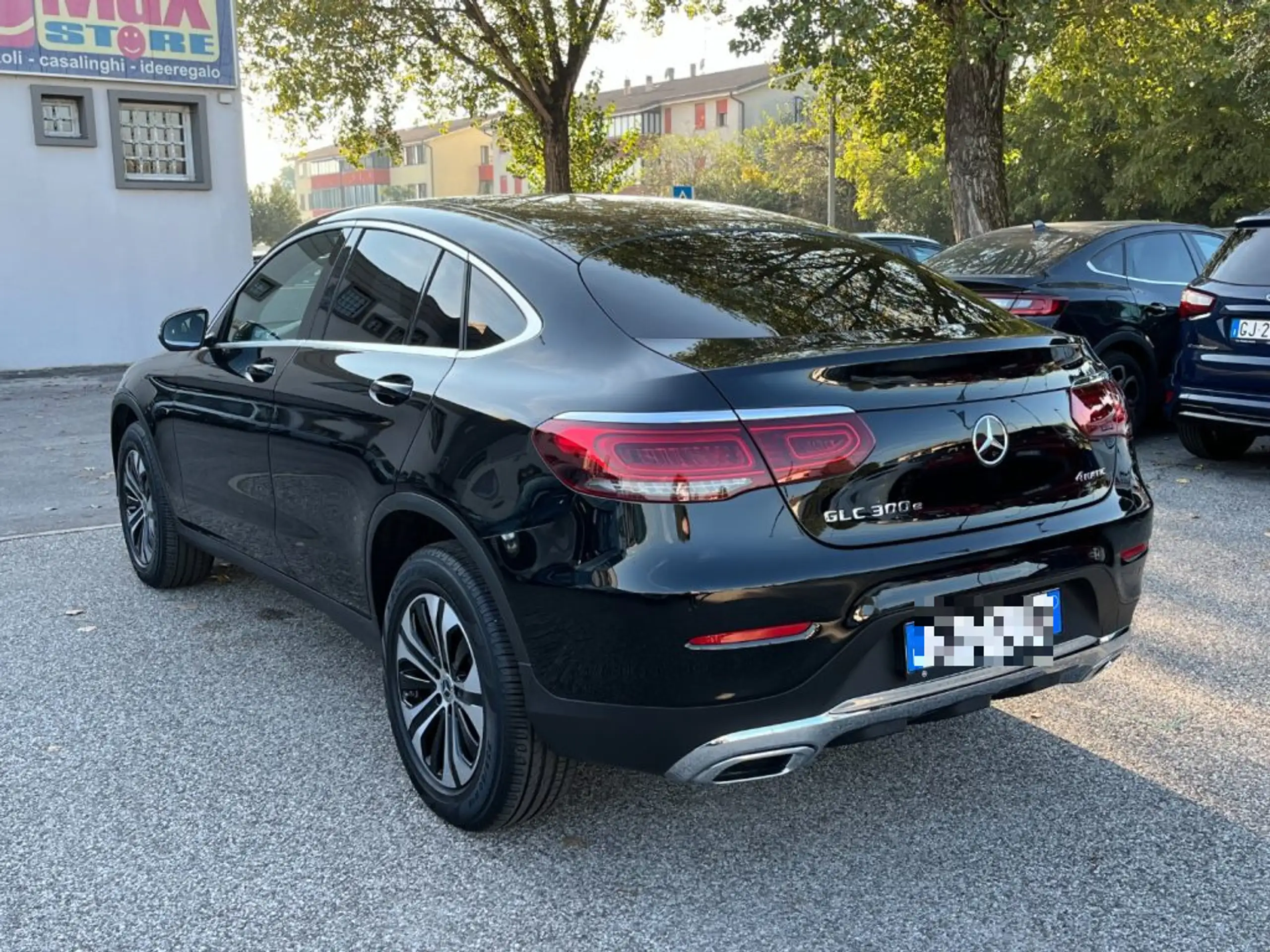 Mercedes-Benz - GLC 300