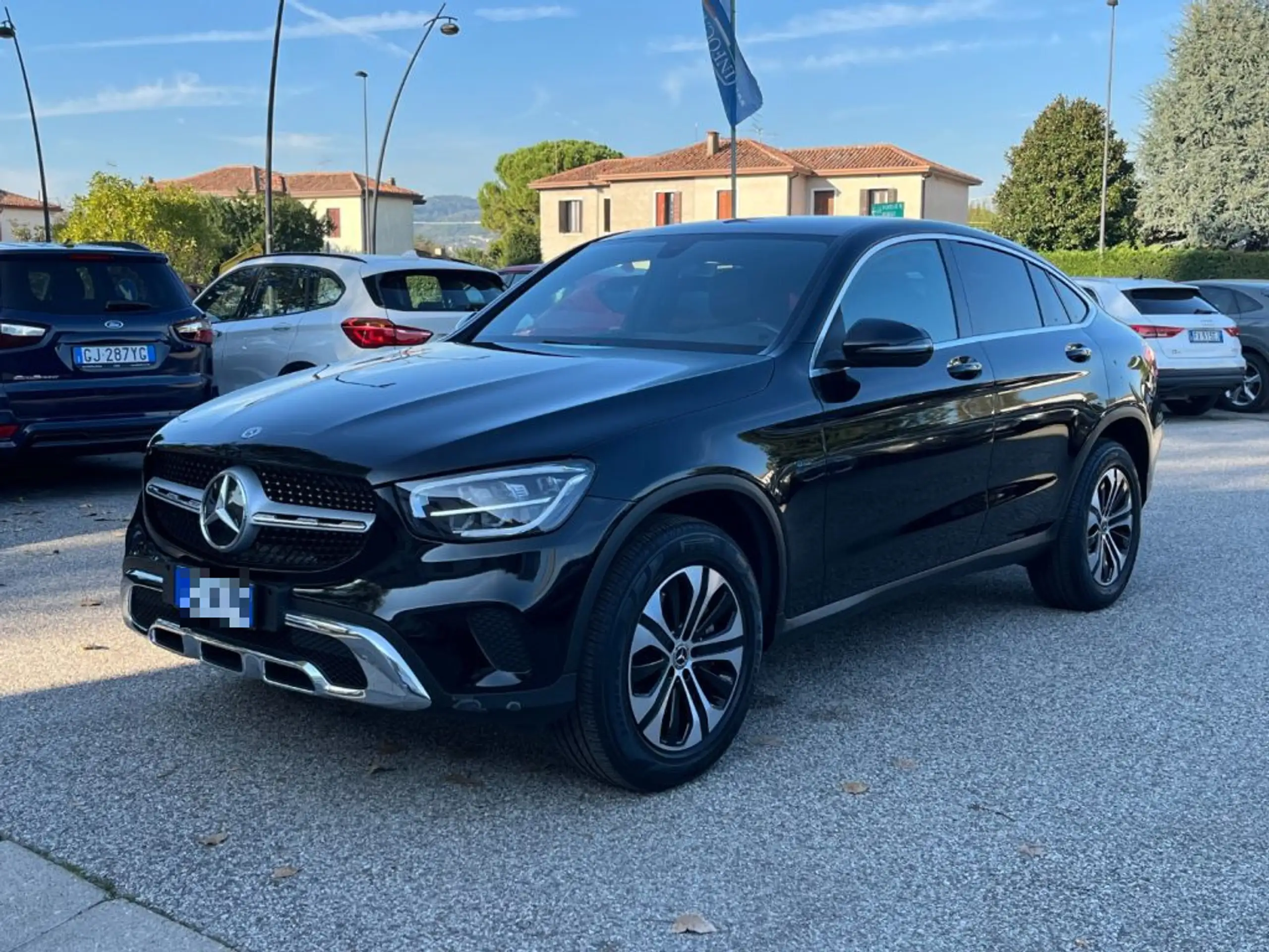 Mercedes-Benz - GLC 300