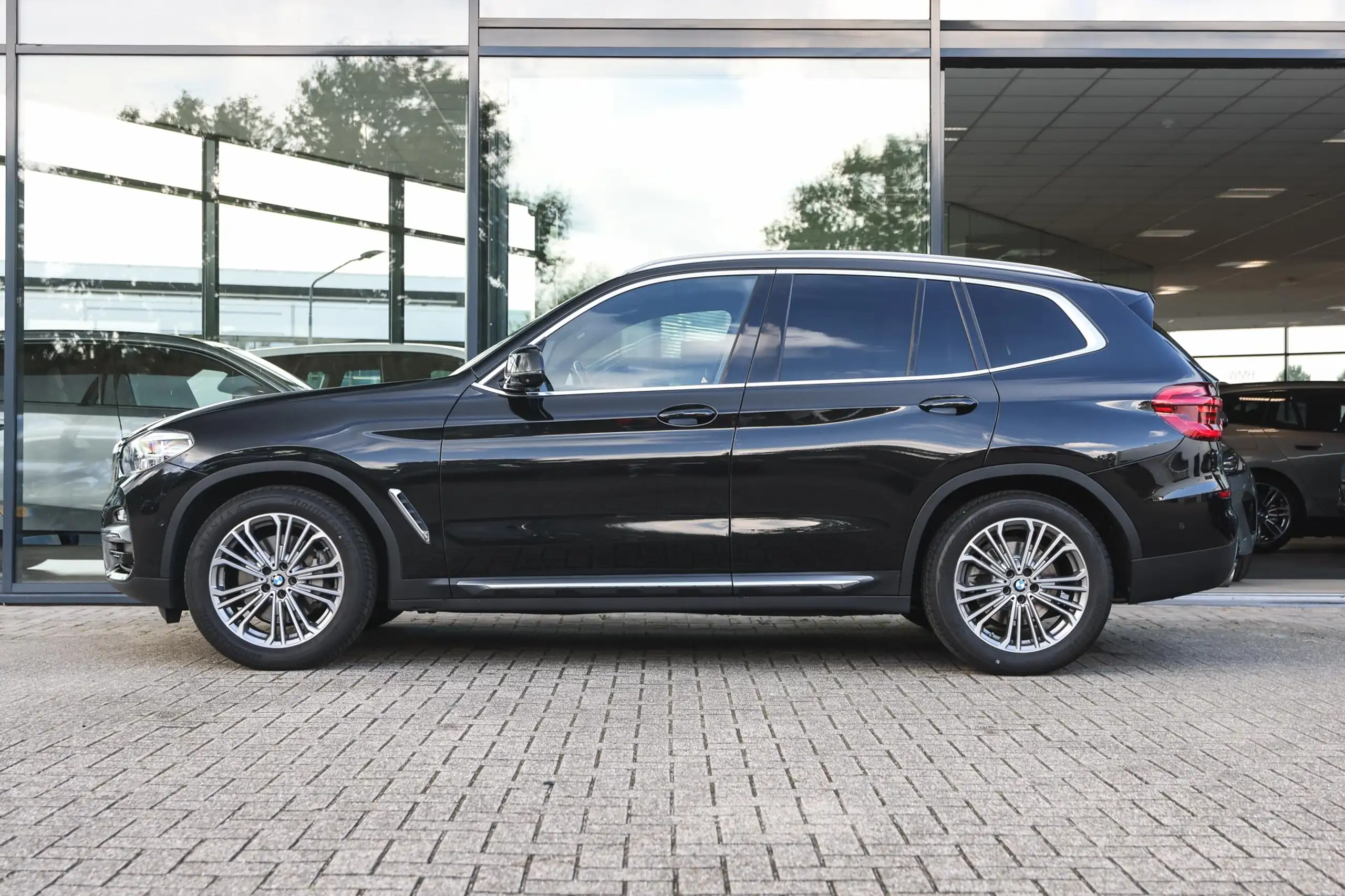 BMW - X3