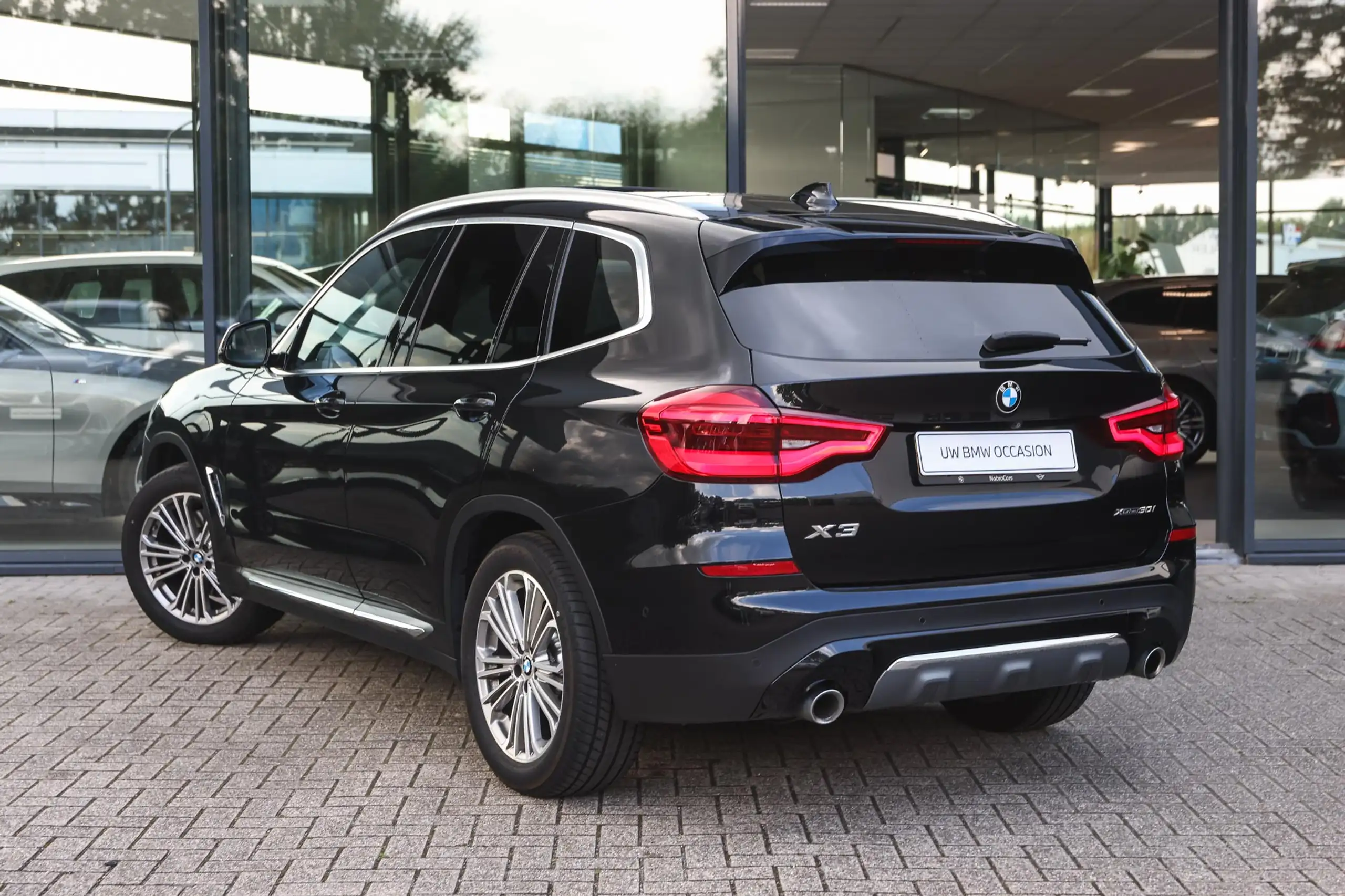 BMW - X3