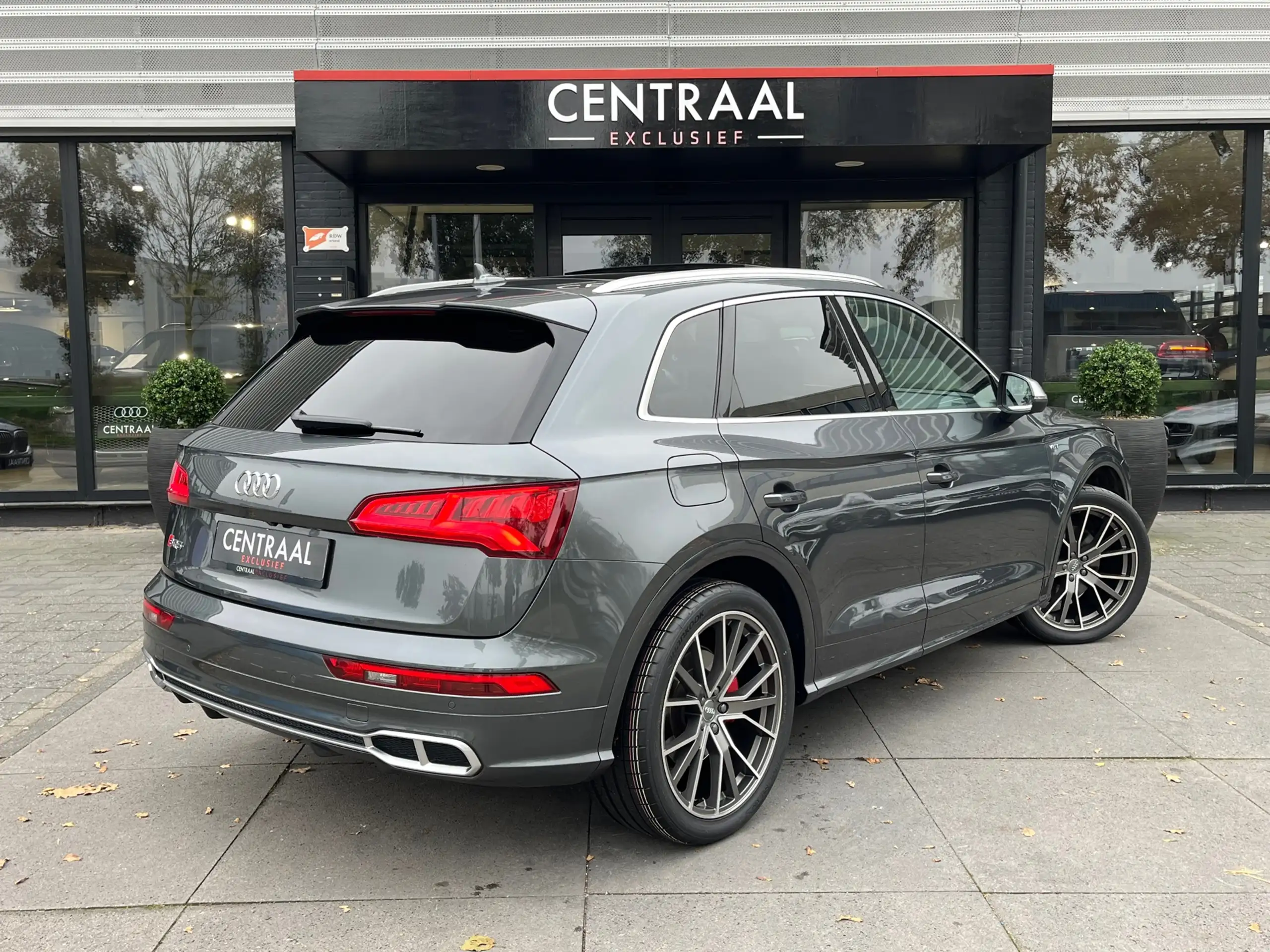 Audi - SQ5