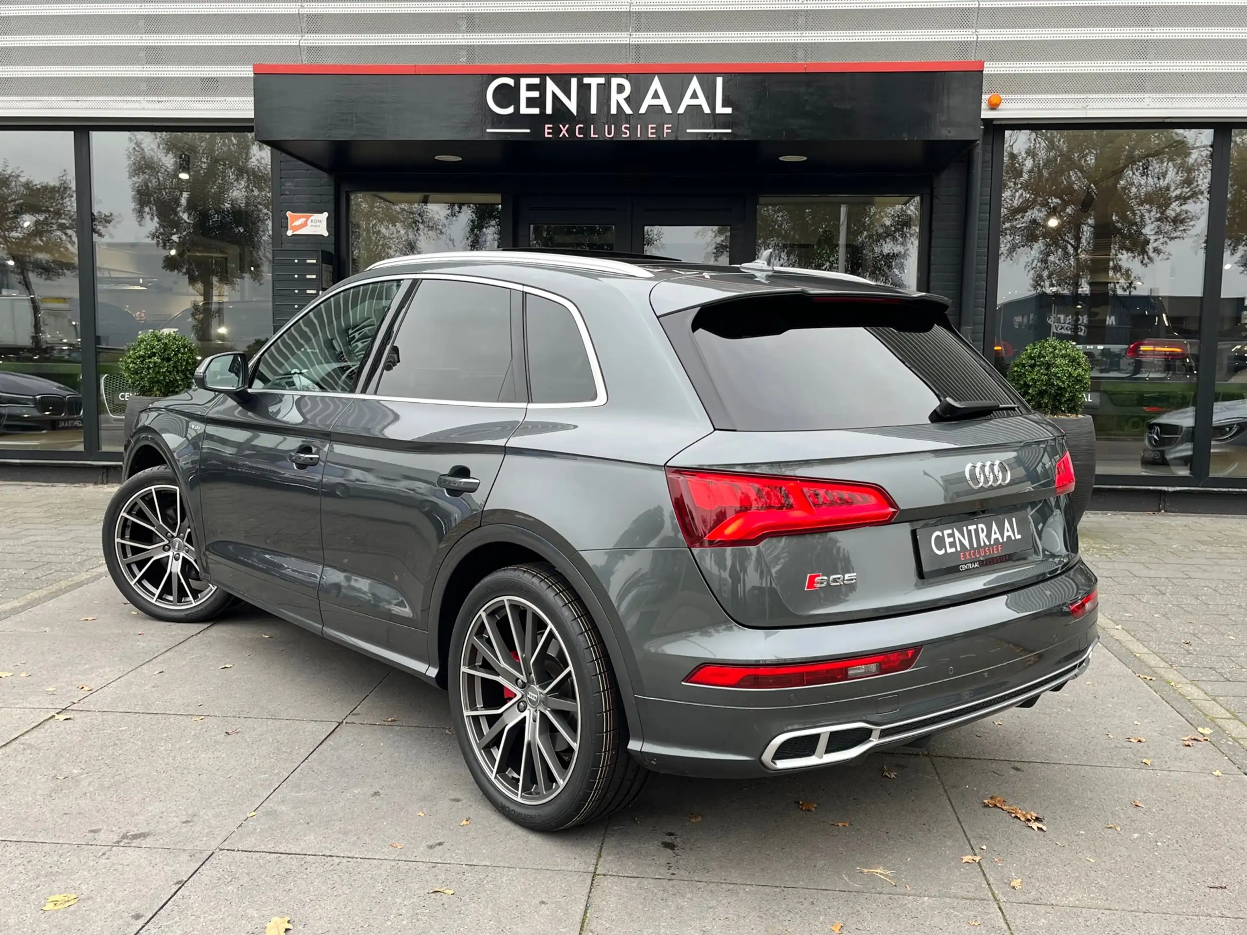 Audi - SQ5