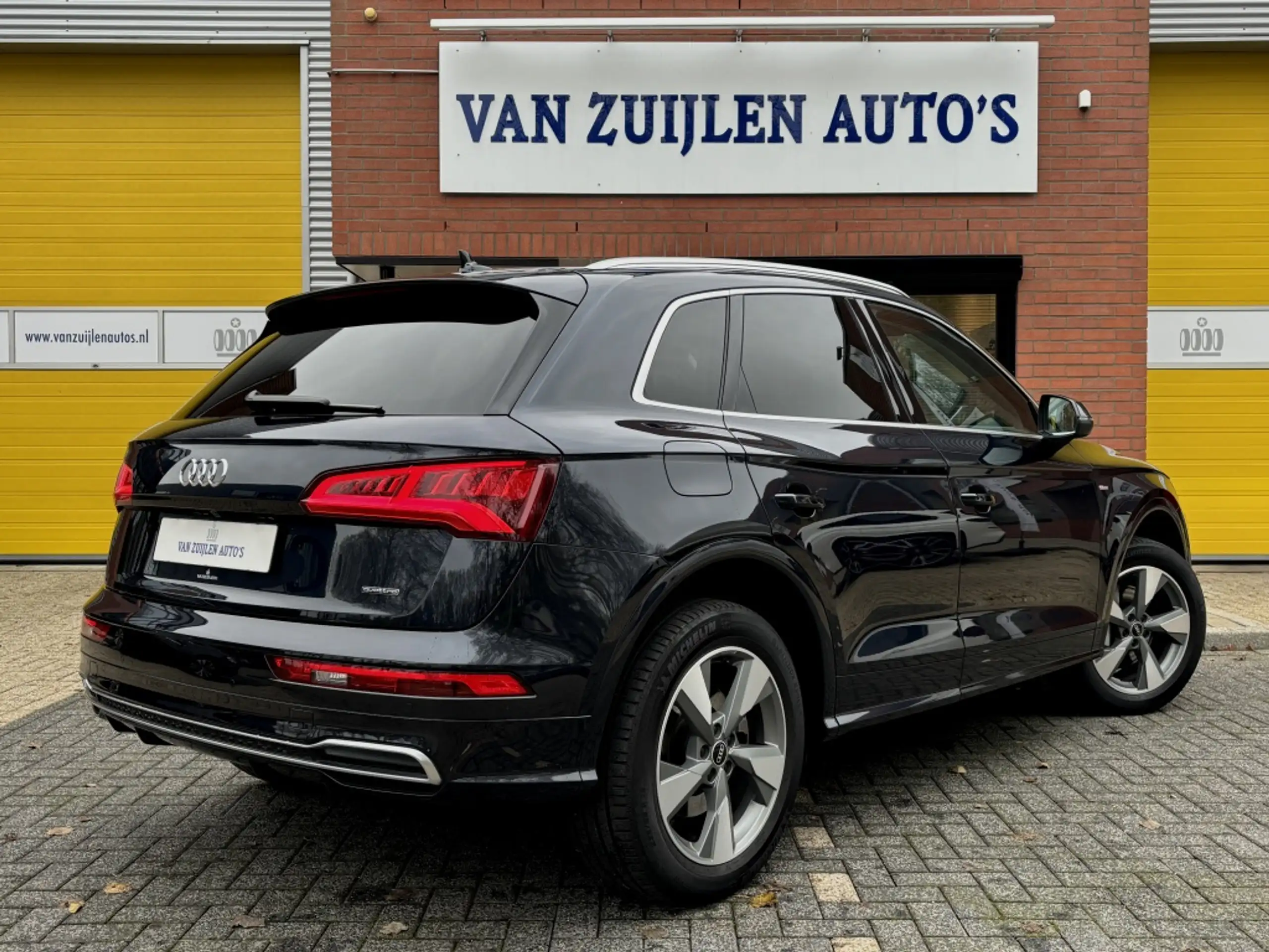 Audi - Q5