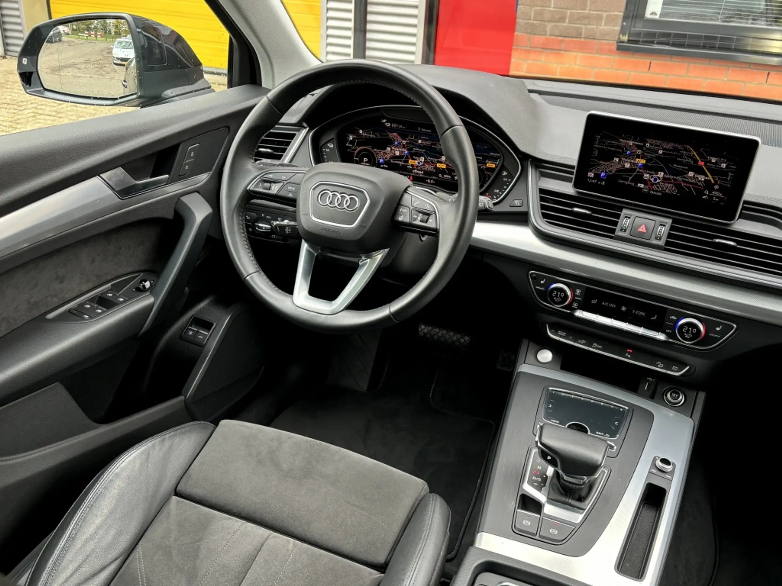 Audi - Q5