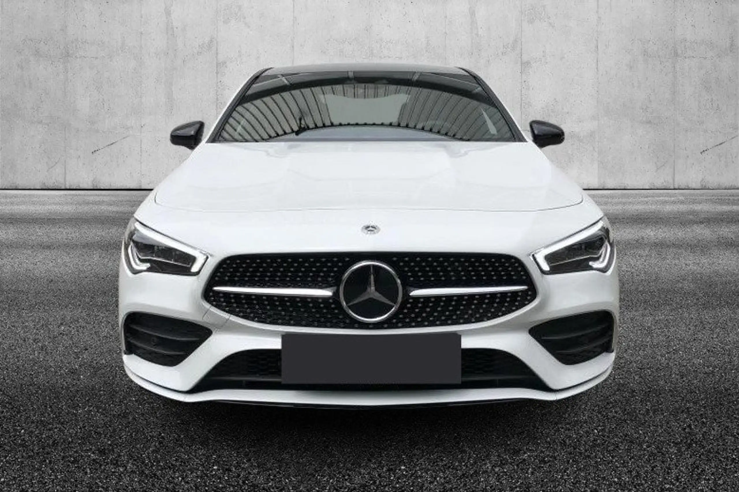 Mercedes-Benz - CLA 250