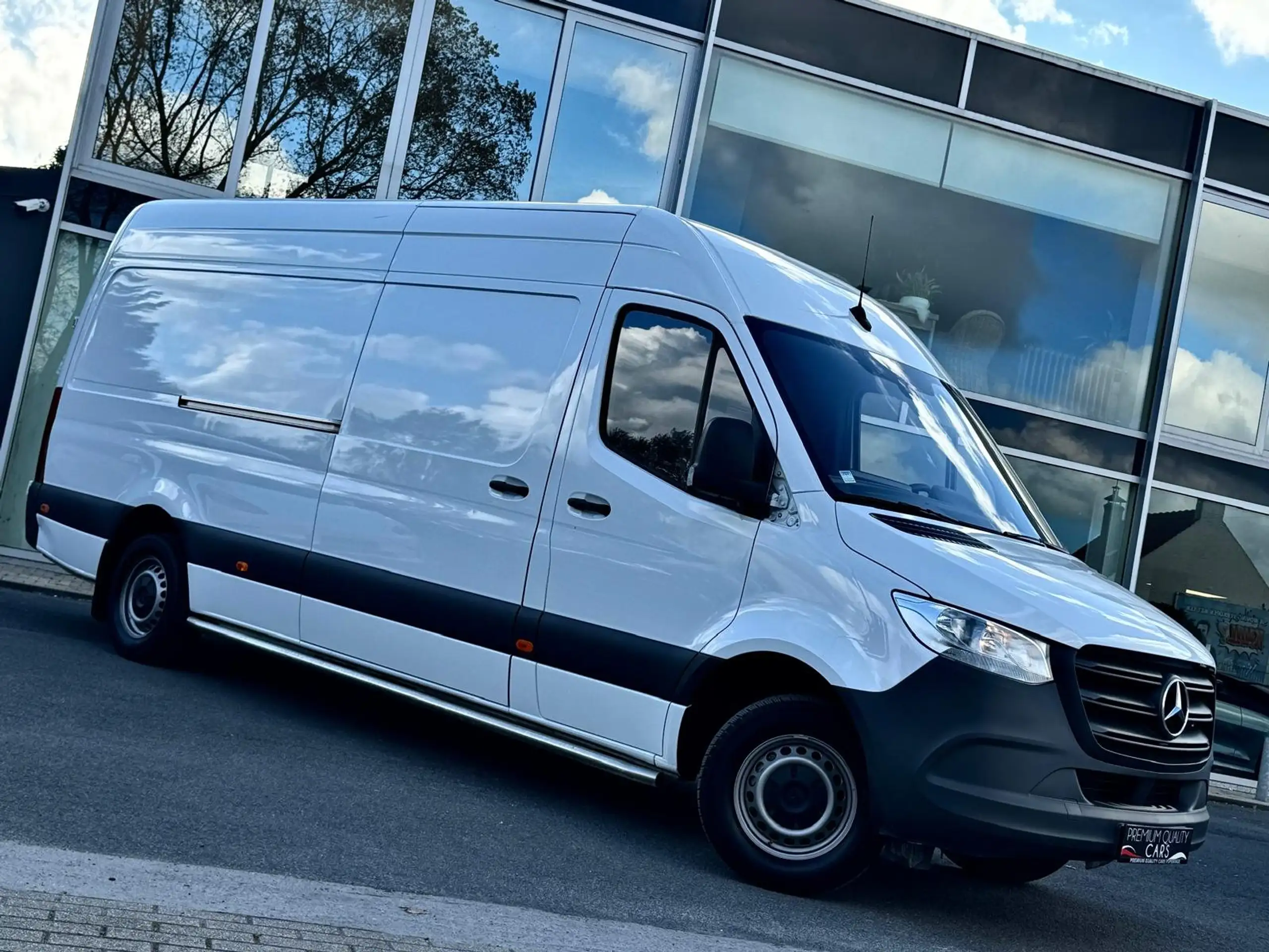 Mercedes-Benz - Sprinter