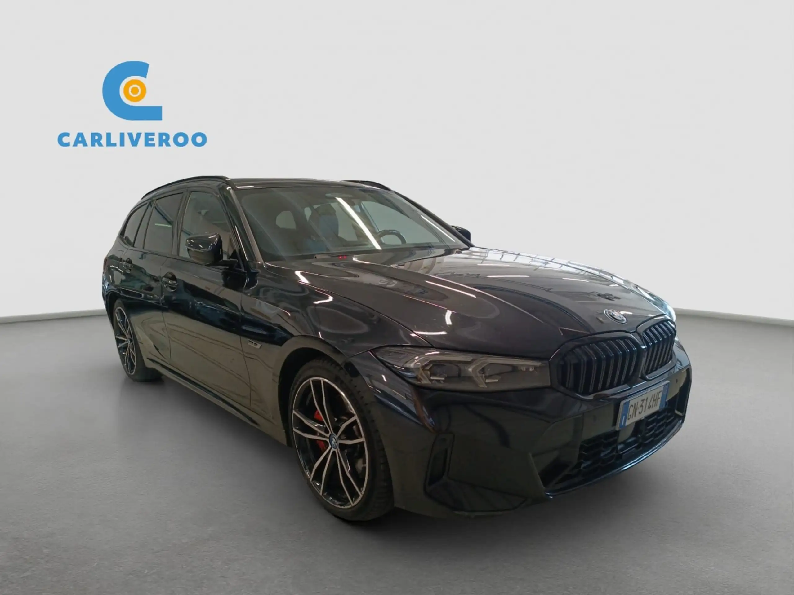 BMW - 320