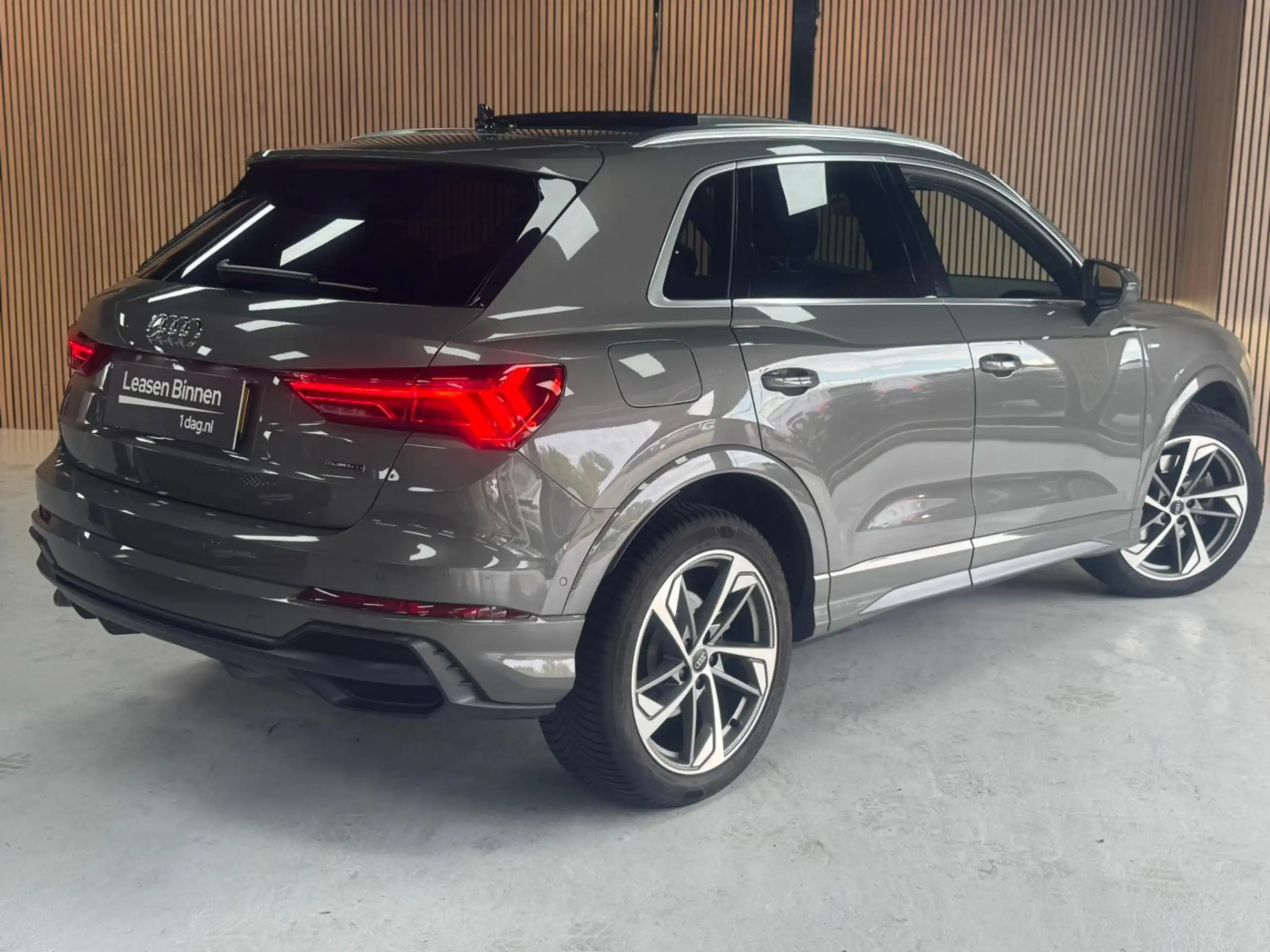 Audi - Q3