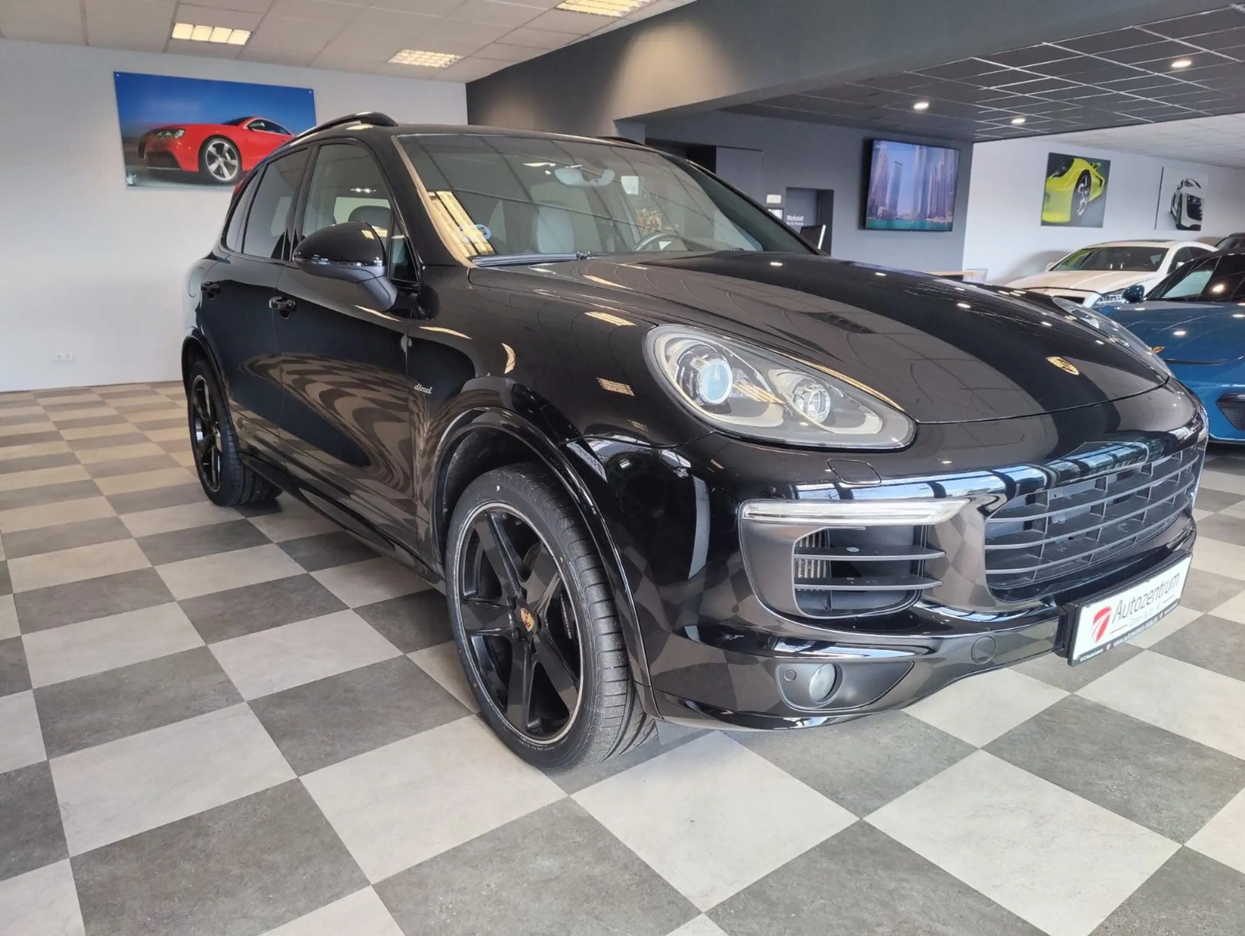 Porsche - Cayenne