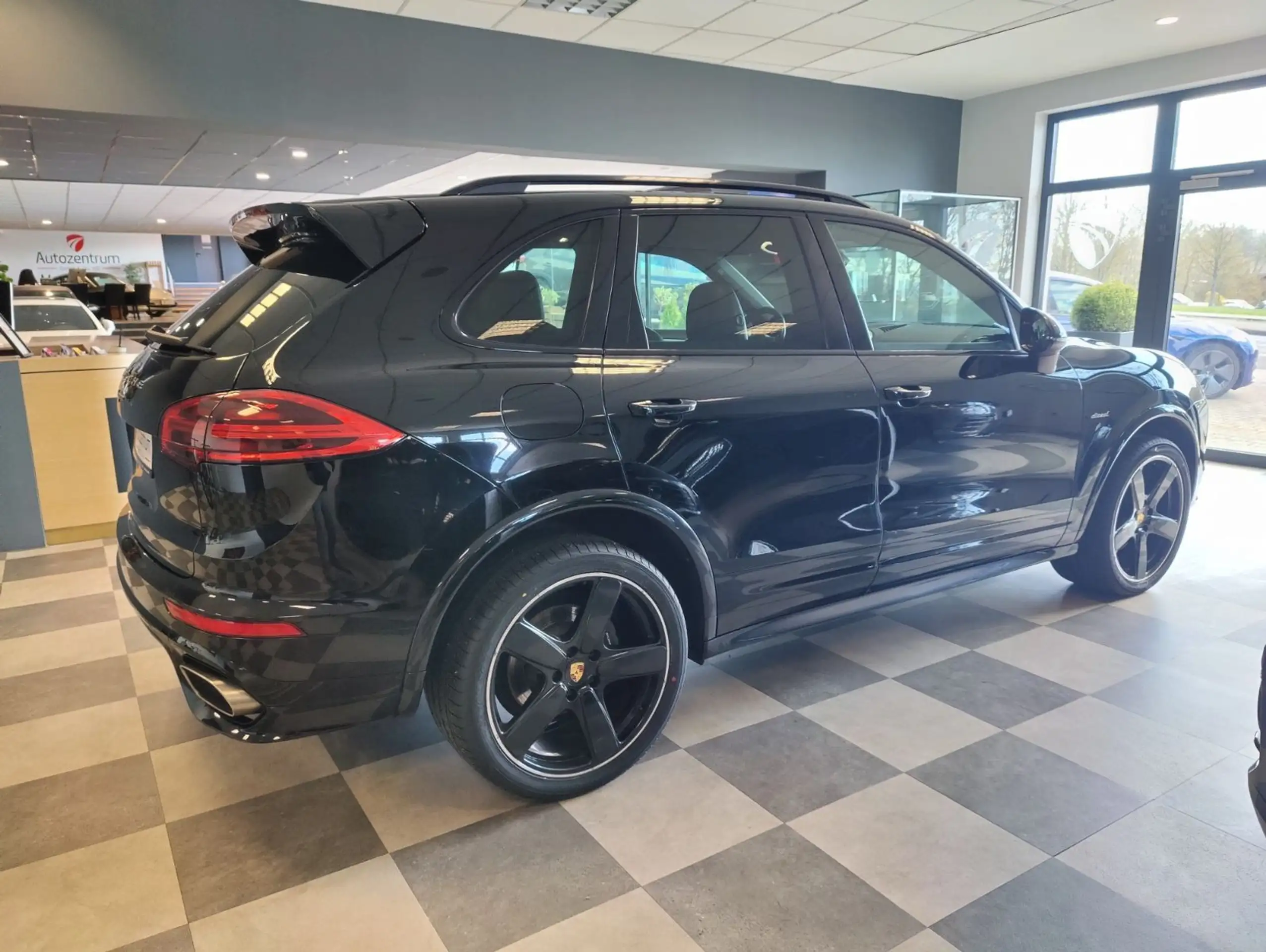 Porsche - Cayenne