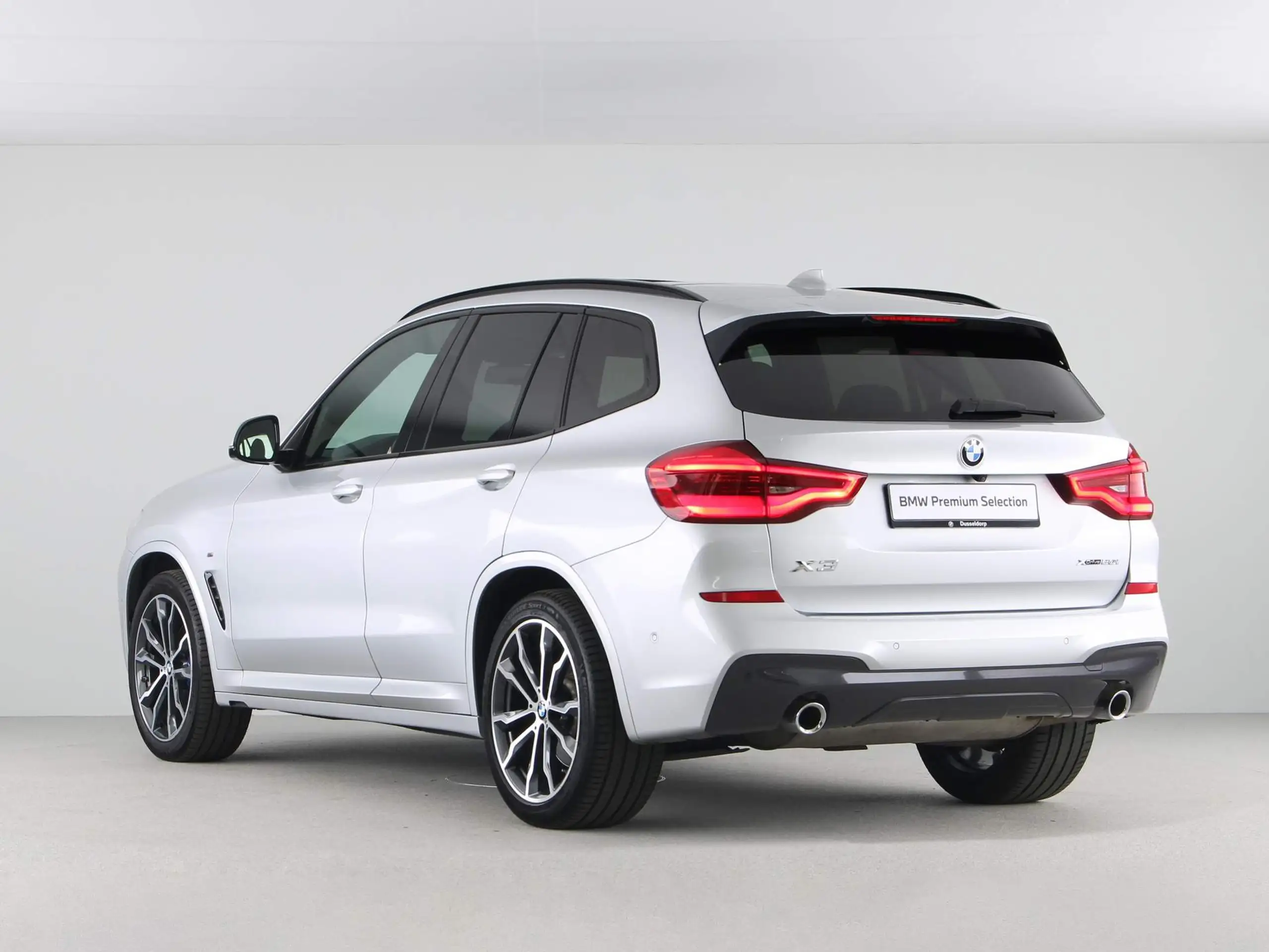 BMW - X3