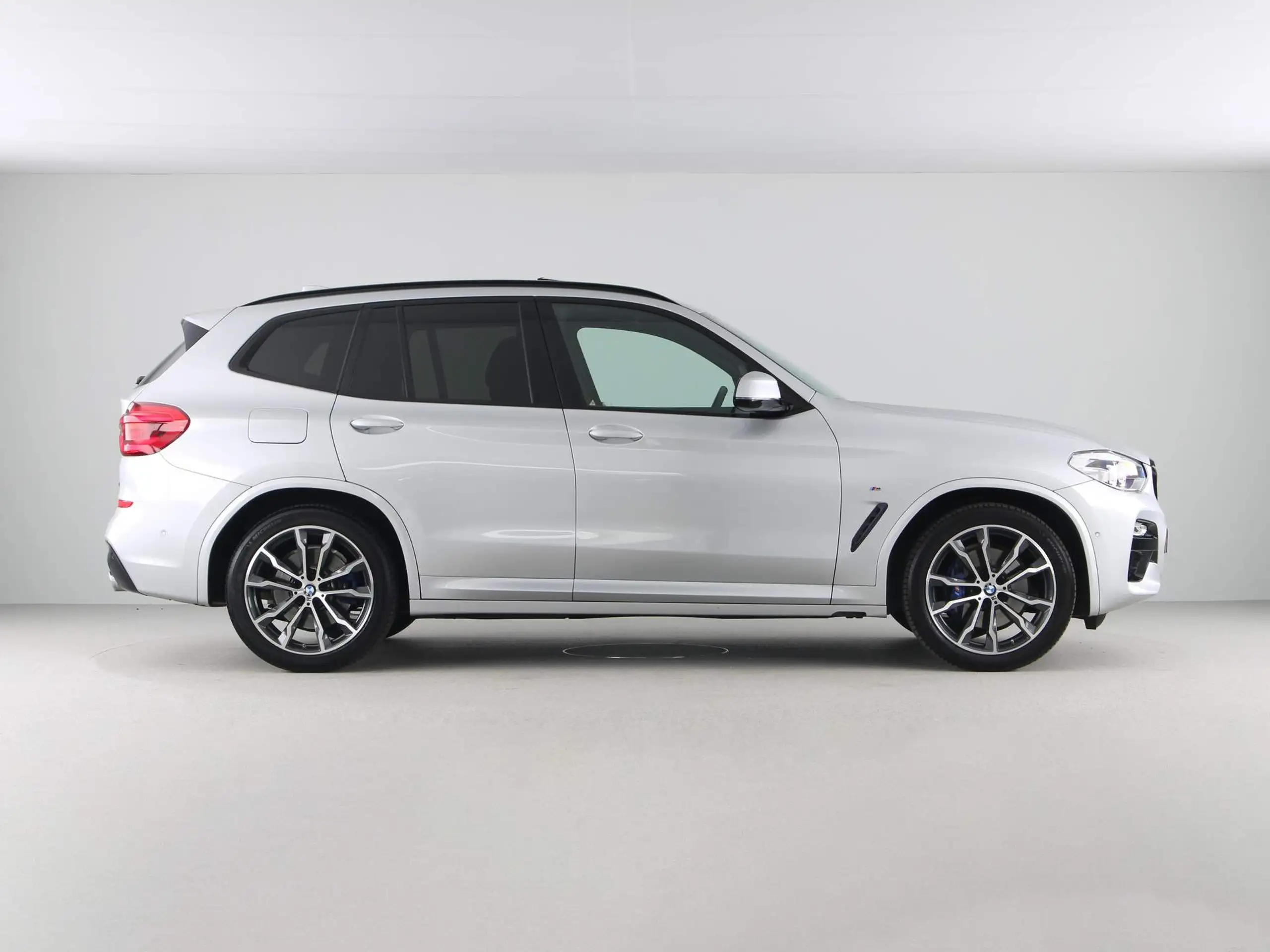 BMW - X3