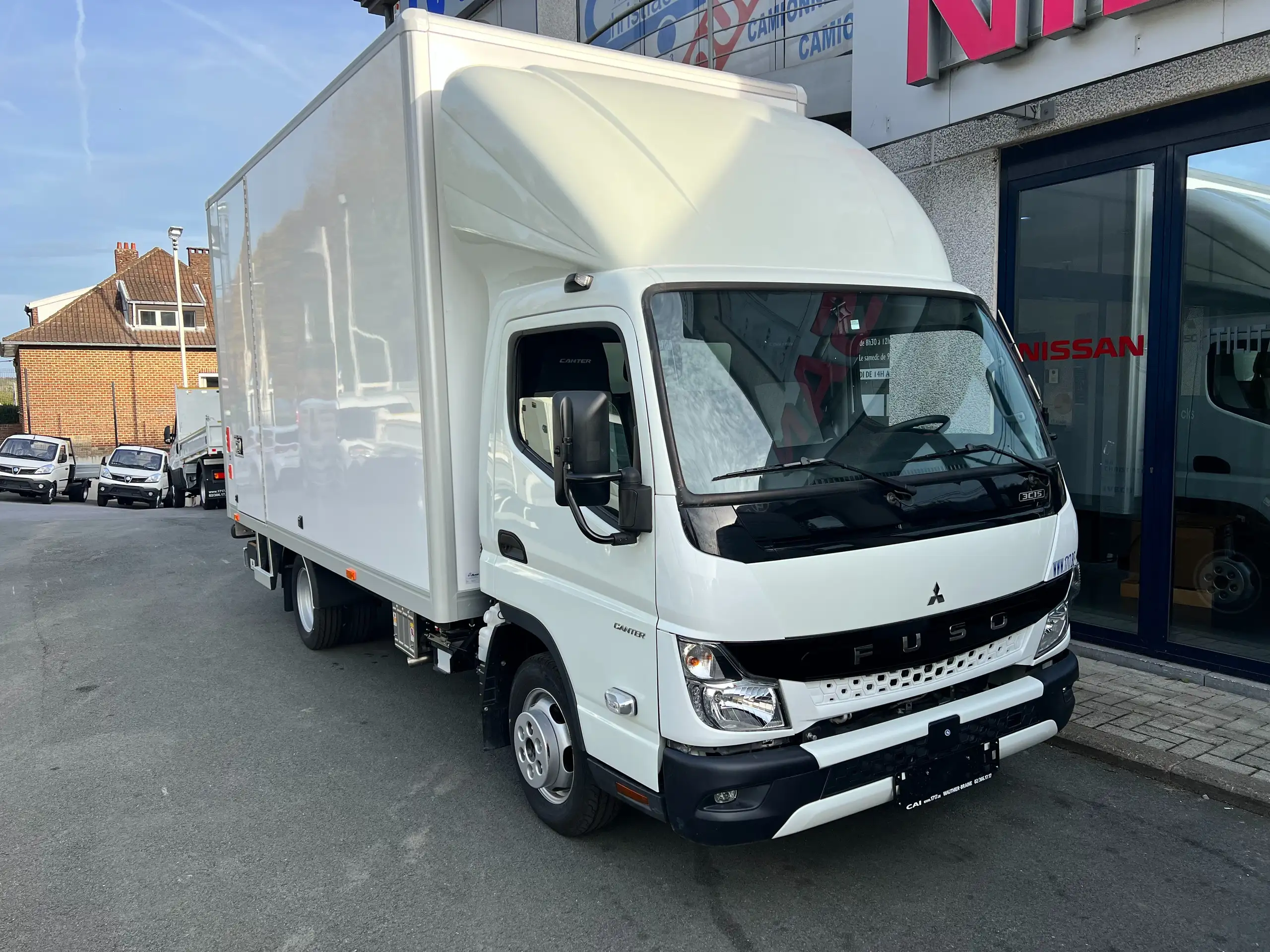 Mitsubishi Canter 2024