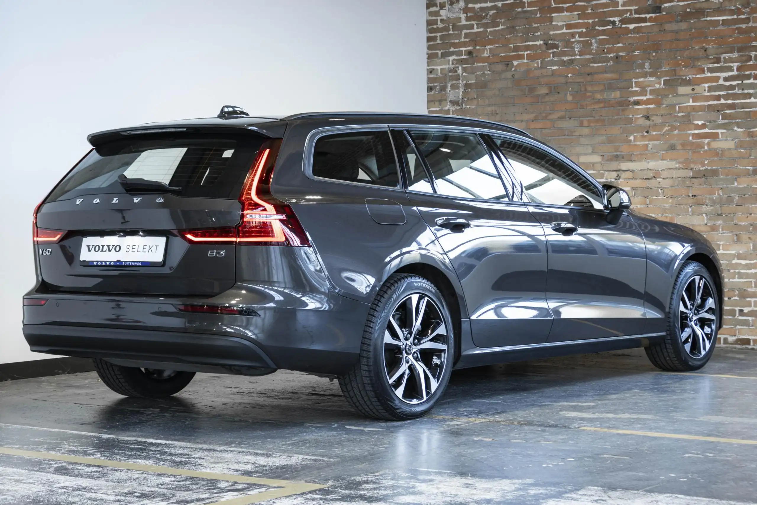 Volvo - V60