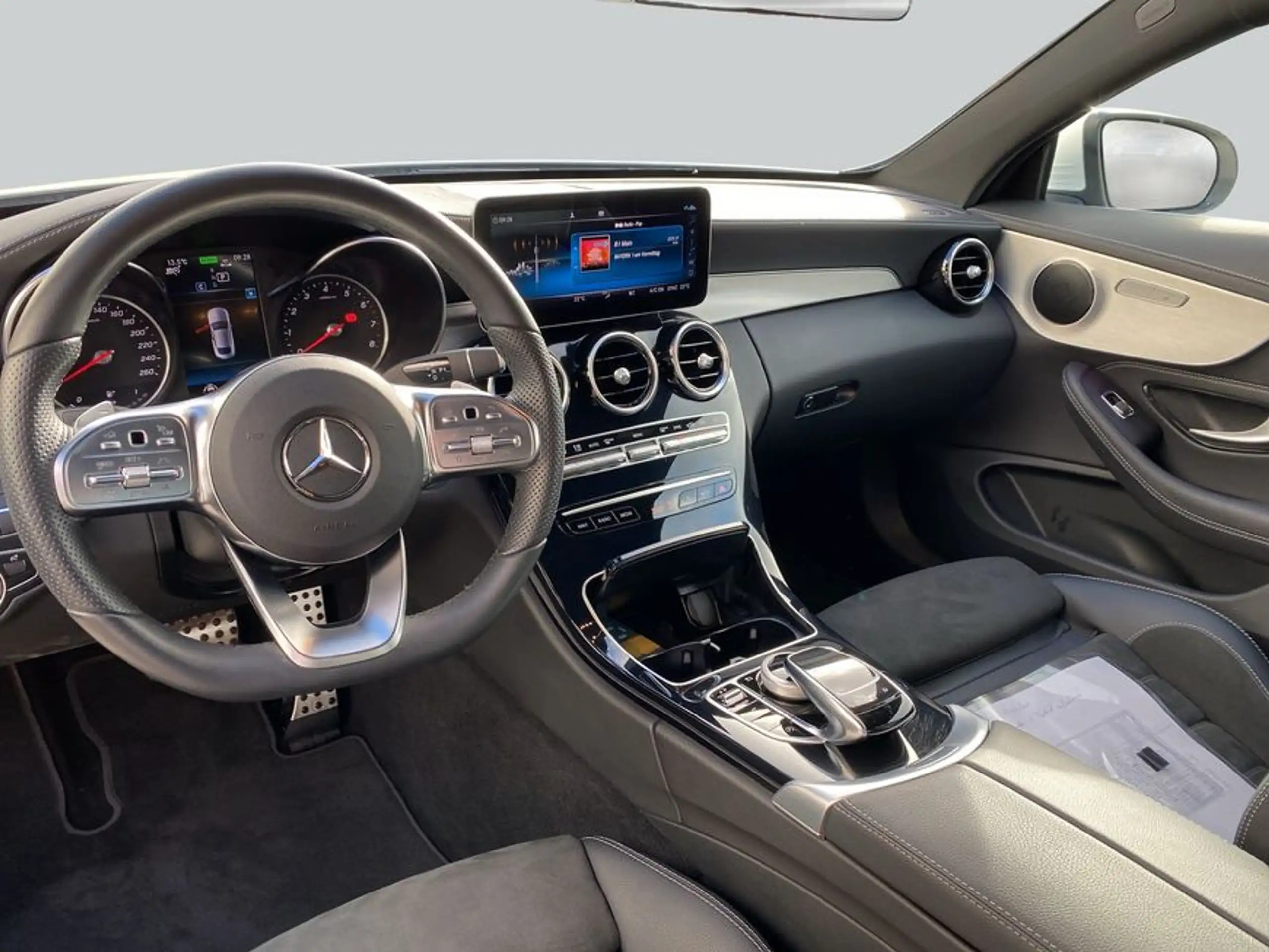 Mercedes-Benz - C 300