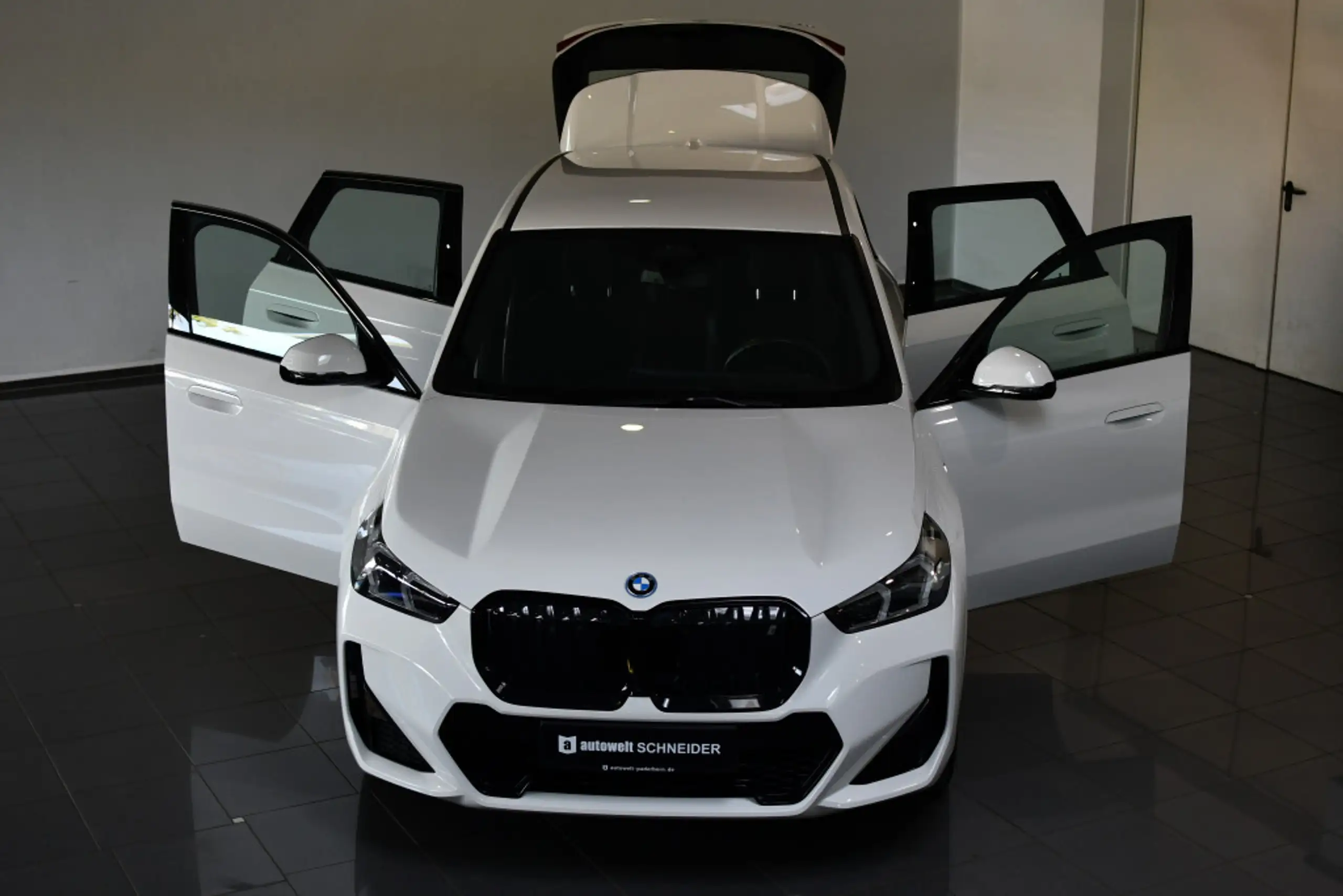 BMW - X1