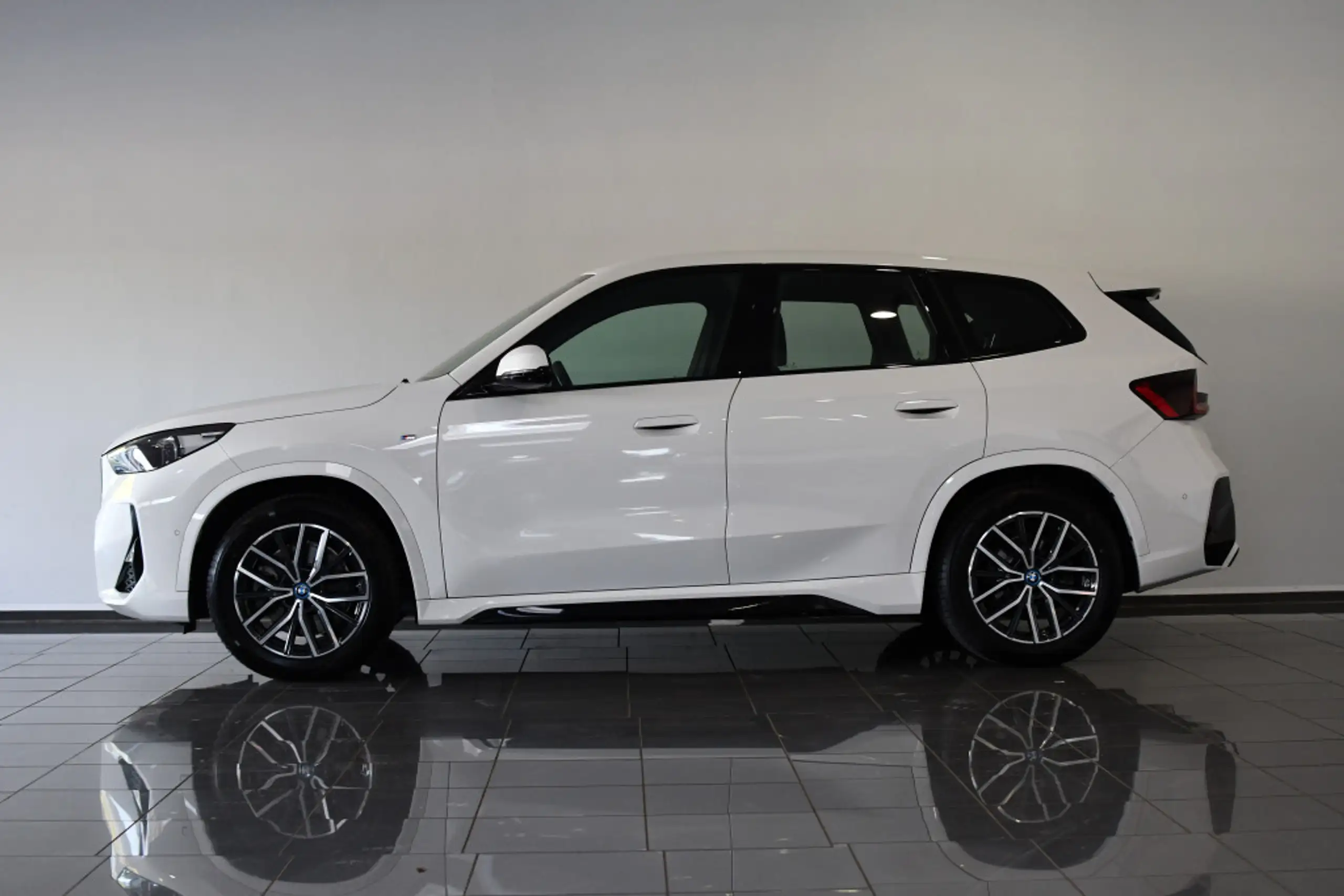 BMW - X1