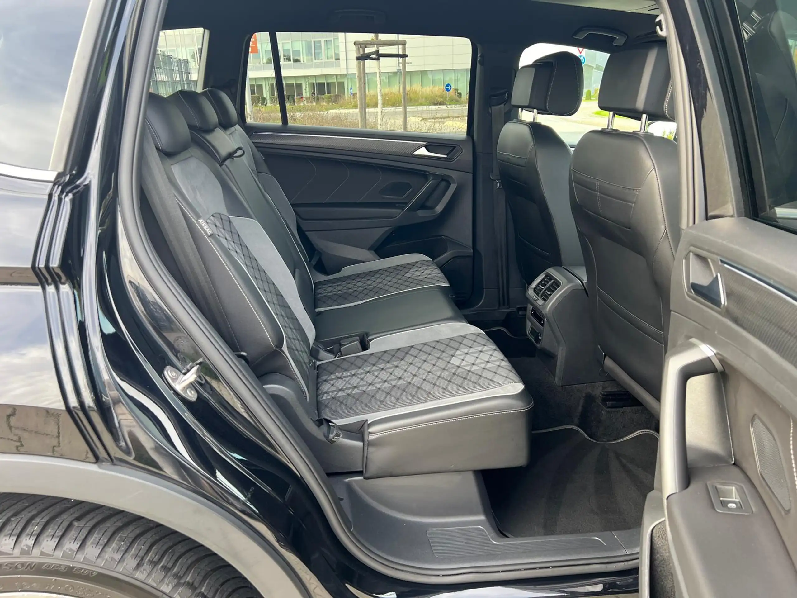 Volkswagen - Tiguan Allspace