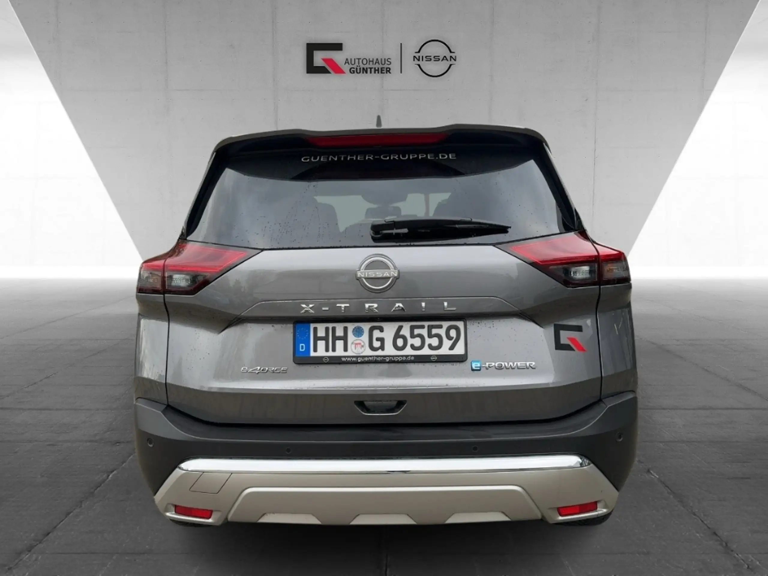 Nissan - X-Trail