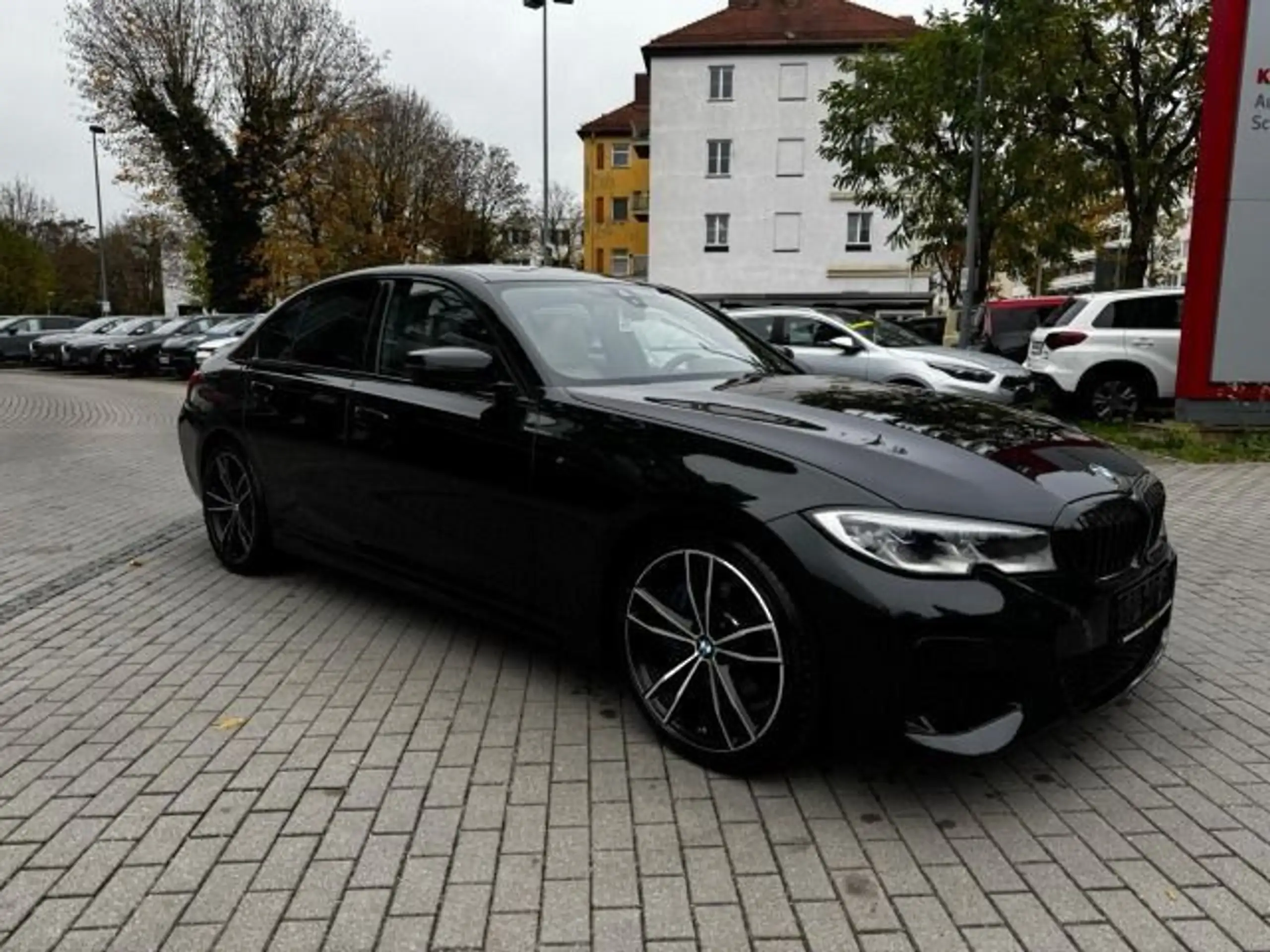 BMW - 340