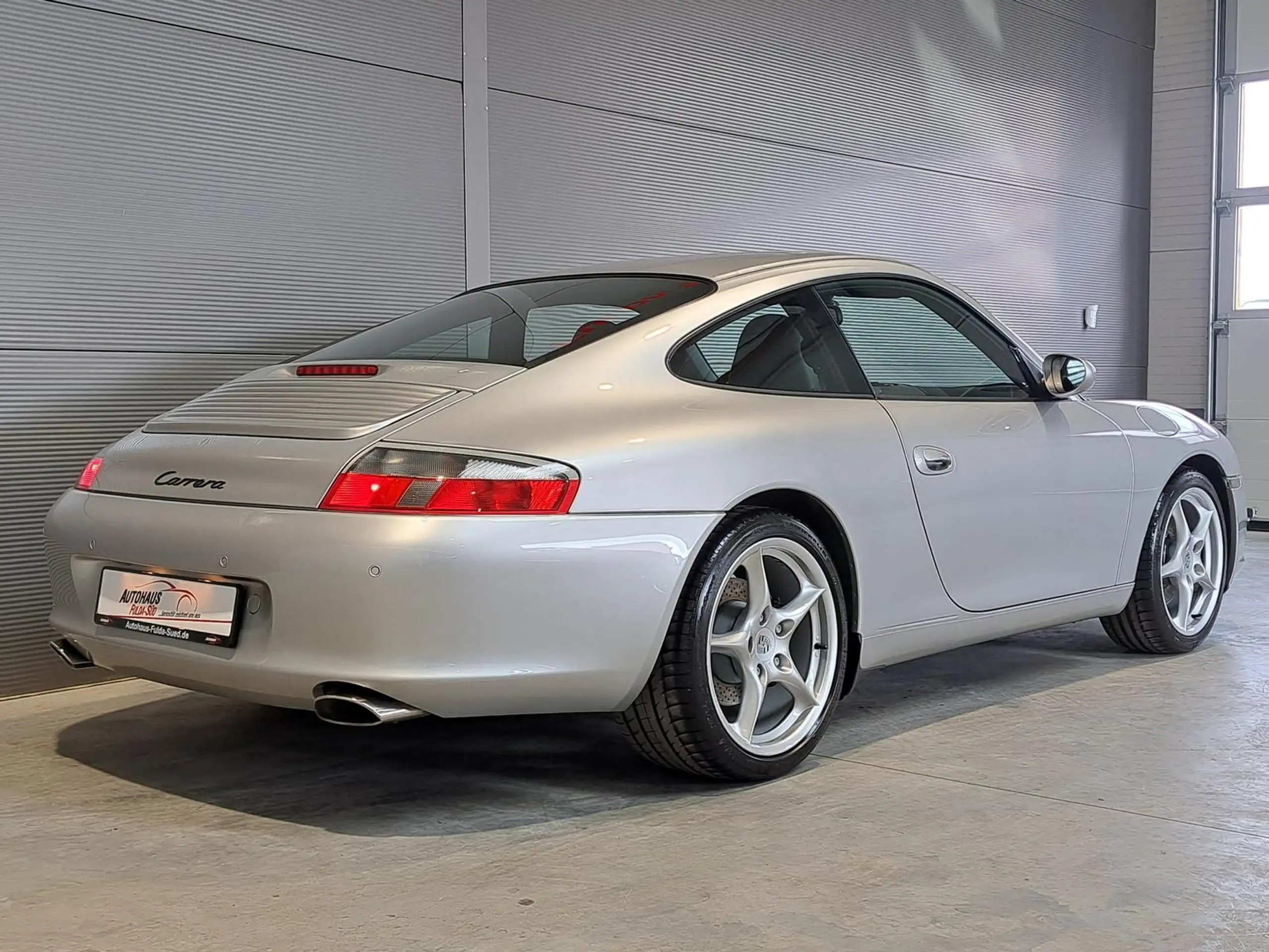 Porsche - 996